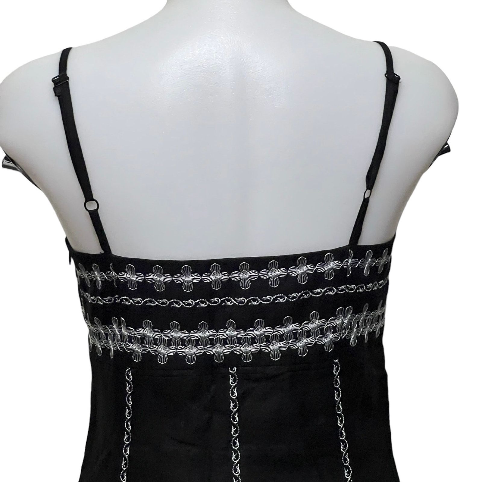 Ann Taylor Ann Taylor Black Embroidered Linen Dress Spaghetti Straps 4 Size S / US 4 / IT 40 - 11 Thumbnail