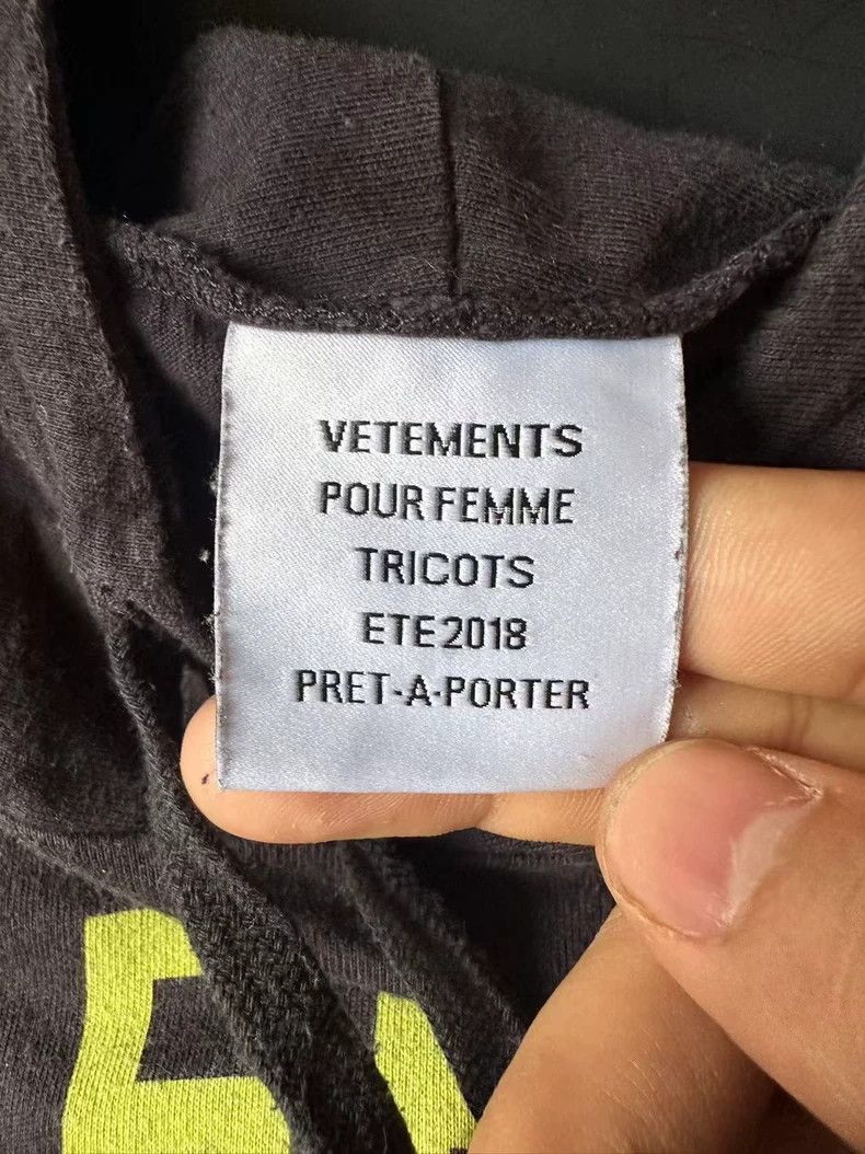 Vetements Vetements 18ss Inverted Man hoodie 2506-Nextarrow Size US M / EU 48-50 / 2 - 5 Thumbnail