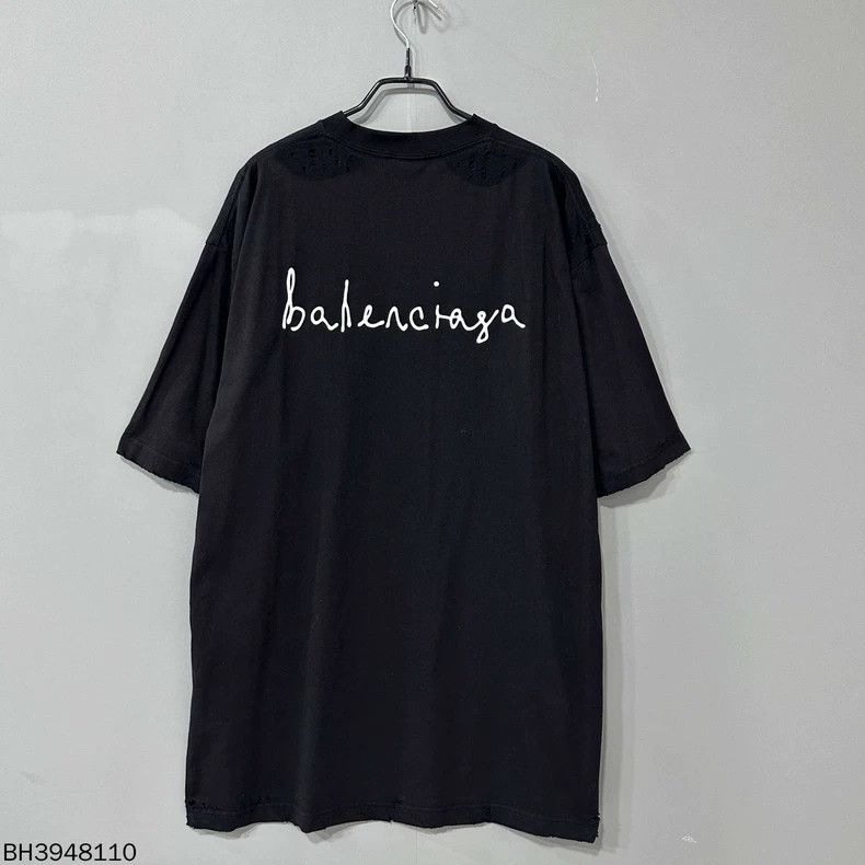 Balenciaga Balenciaga Valentine's Day Limited Heart Logo Short Sleeve Size US M / EU 48-50 / 2 - 2 Thumbnail