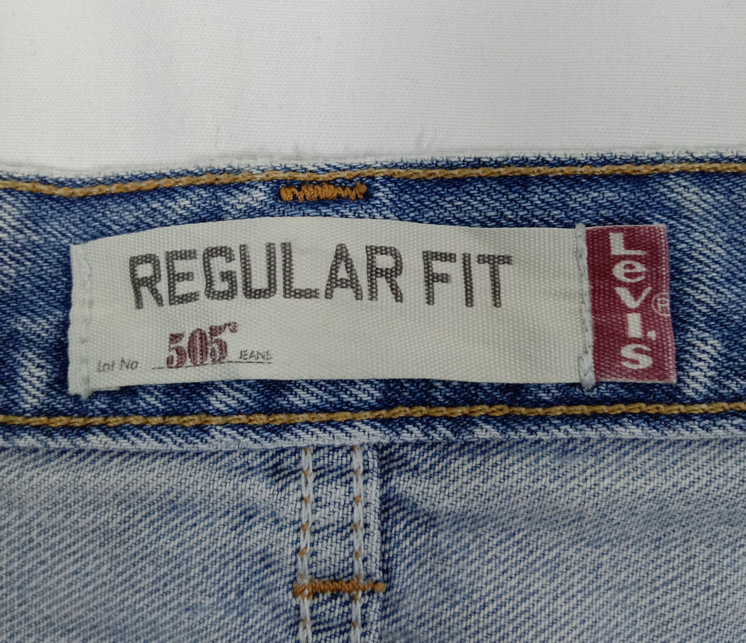 Levi's Vintage Levi's 505 Jeans Regular Fit Light Wash Denim Size US 33 - 12 Thumbnail