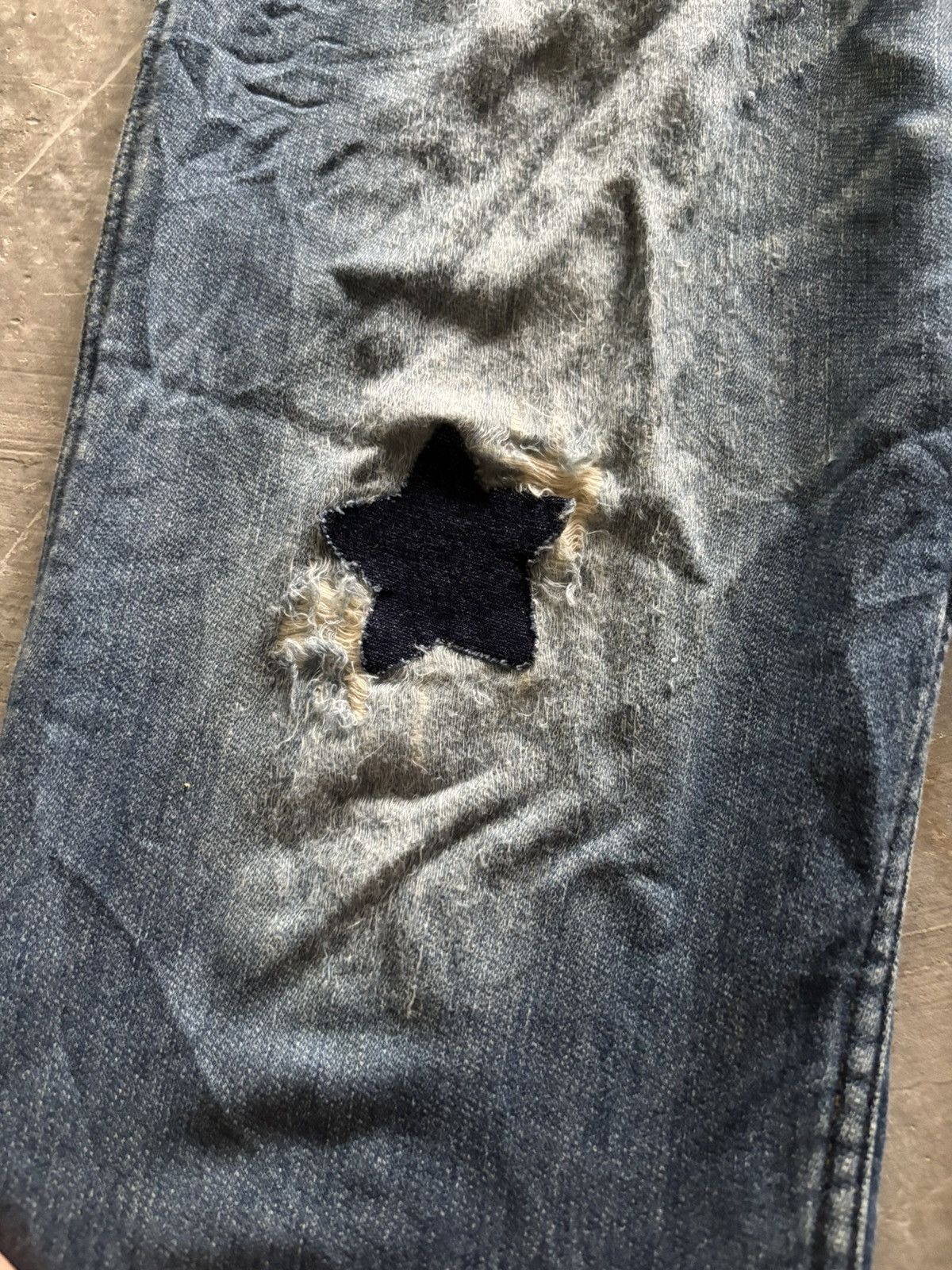 Hysteric Glamour × Japanese Brand RARE HYSTERIC GLAMOUR sweatpant denim distressed patchwork Size US 31 - 11 Thumbnail