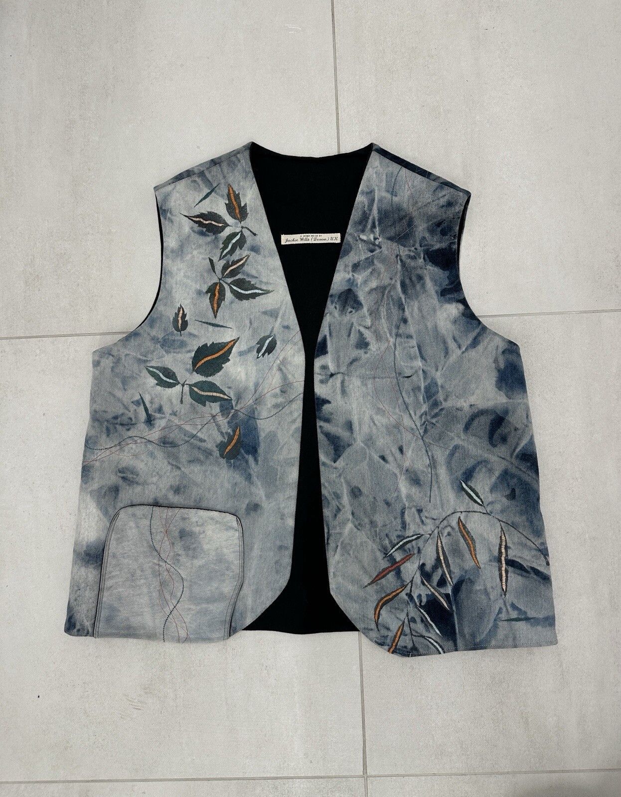 Jack Wills Jack Wills Vest Tie Dye Leaves Print Unisex one size Size US L / EU 52-54 / 3 - 8 Thumbnail