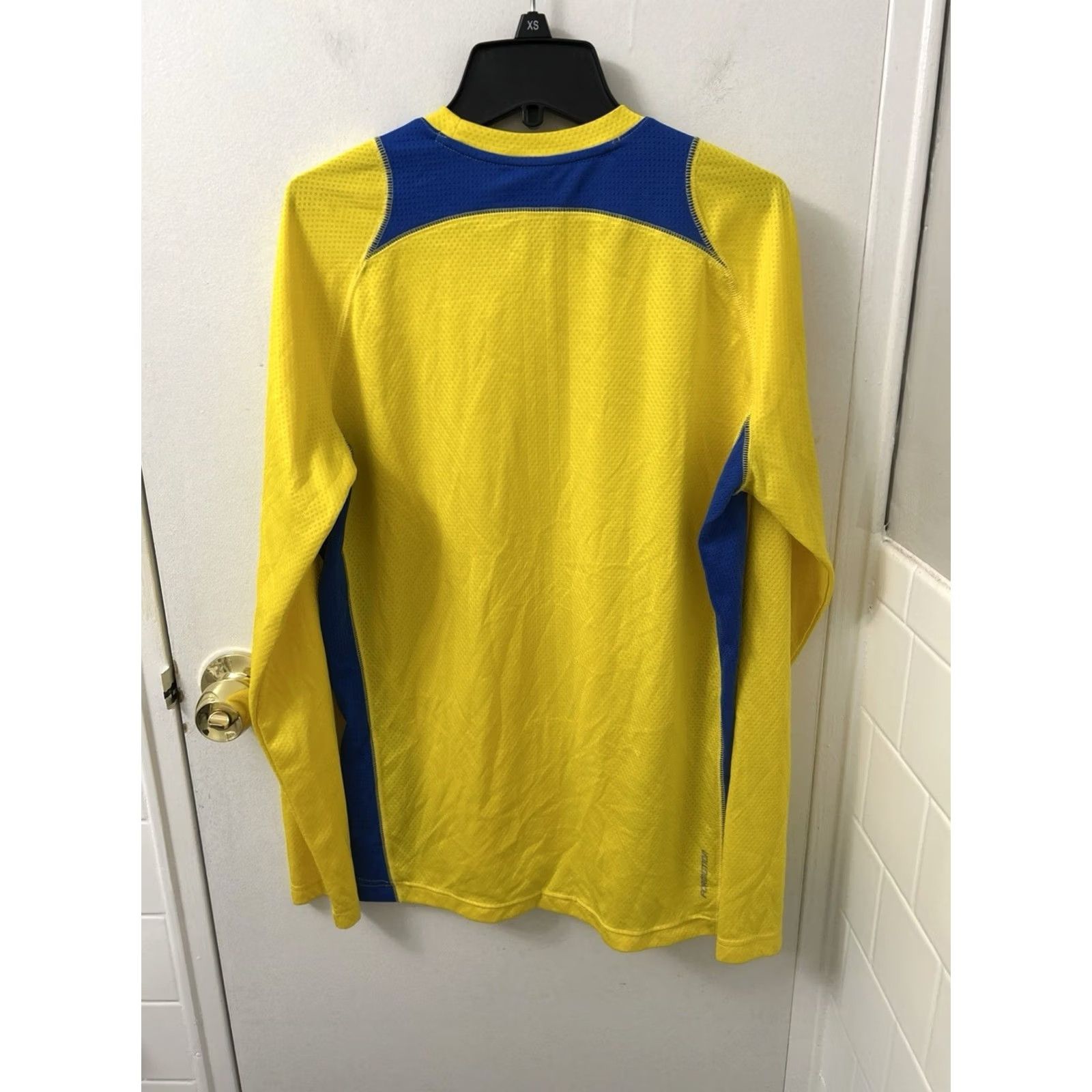 Adidas Adidas Boston Marathon 2011 Shirt Mens Medium Yellow Blue ClimaCool Running L/S Size US M / EU 48-50 / 2 - 7 Thumbnail