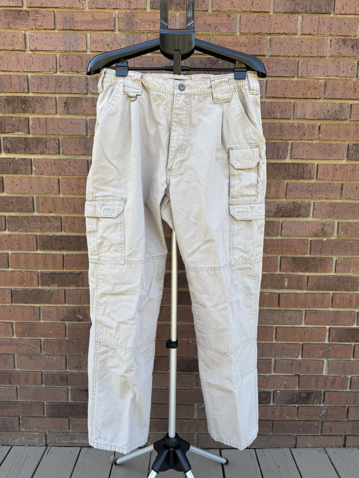 5.11 5.11 Tactical Cargo Pockets Pants Beige Khaki Size 34 X 32 Size US 34 / EU 50 - 1 Thumbnail