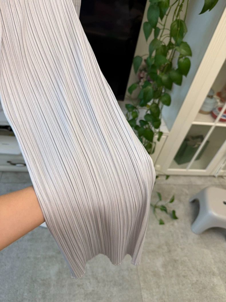 Issey Miyake Issey Miyake size:2 Light grey pleated pants Size 42" / US 20 - 3 Thumbnail