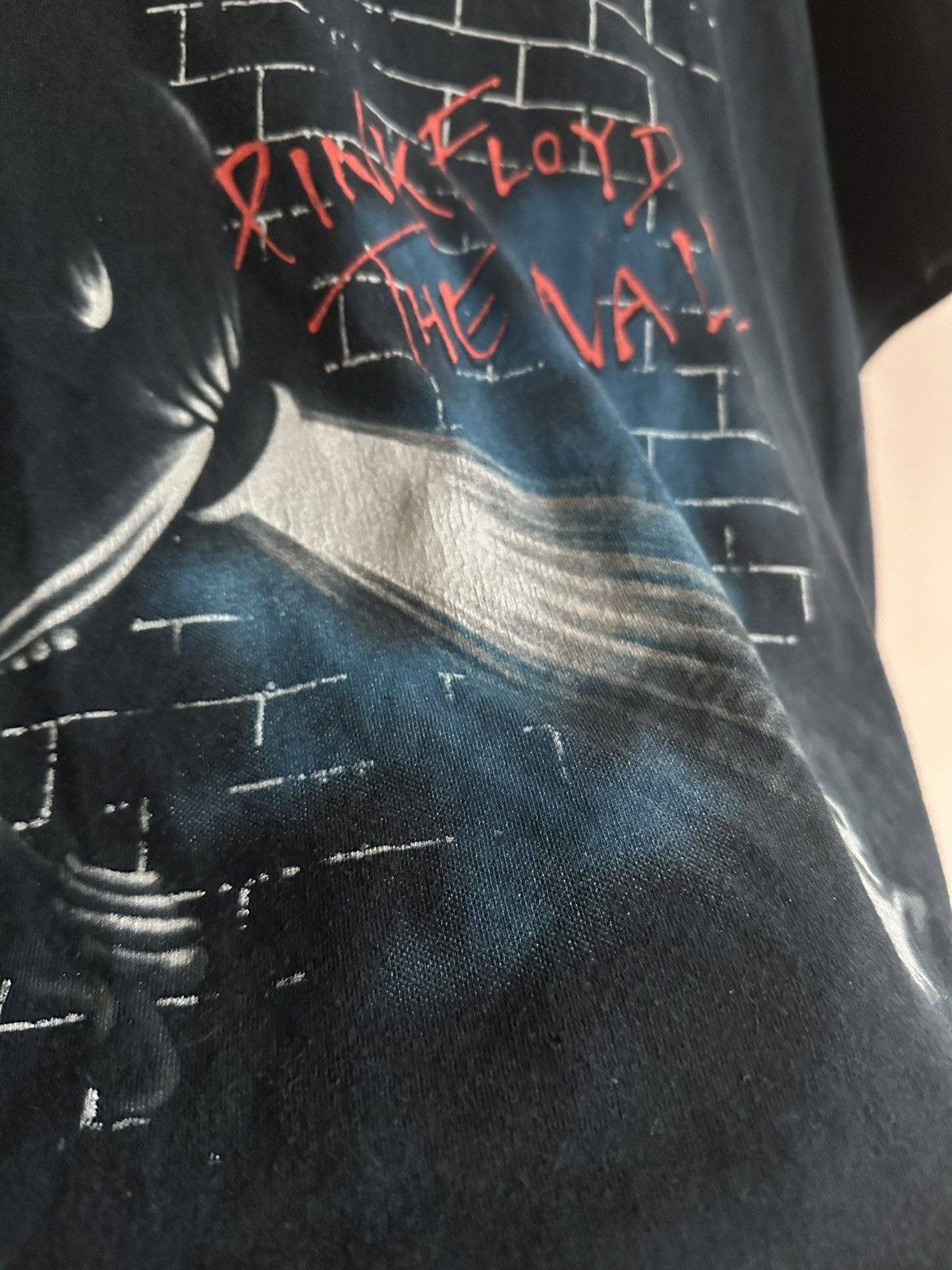Band Tees Vintage 00s Pink Floyd Off The Wall Band T-Shirt L Size US L / EU 52-54 / 3 - 5 Thumbnail