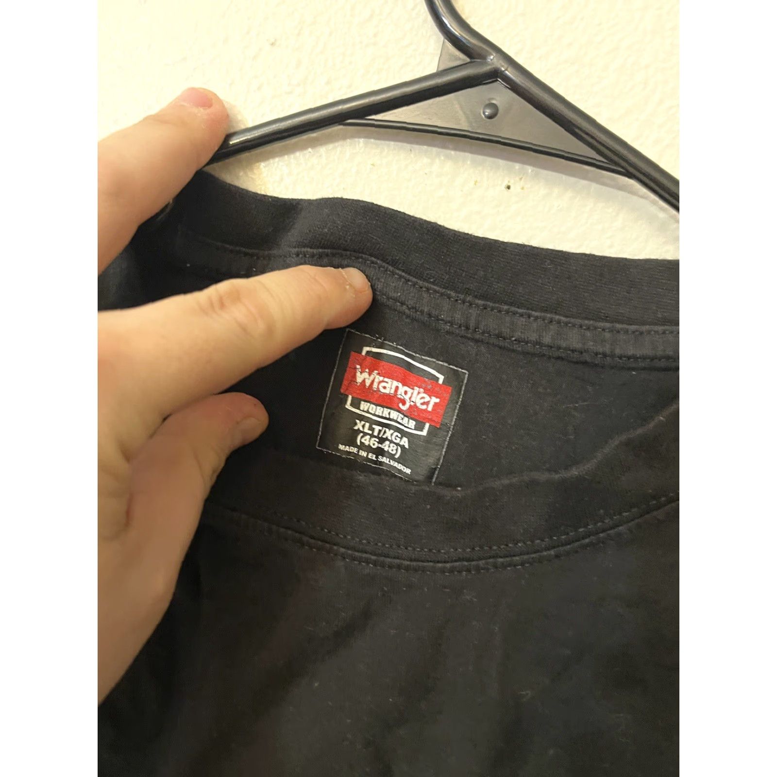 Wrangler Wrangler Men's XLT Black Pocket Work Shirt Casual Tee 100% Cotton Regular Fit Size US XL / EU 56 / 4 - 4 Thumbnail