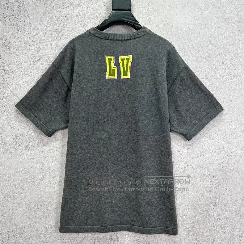 Louis Vuitton Louis Vuitton 25 New Grey Crew Neck Threaded Knitted Claw Size US M / EU 48-50 / 2 - 2 Thumbnail