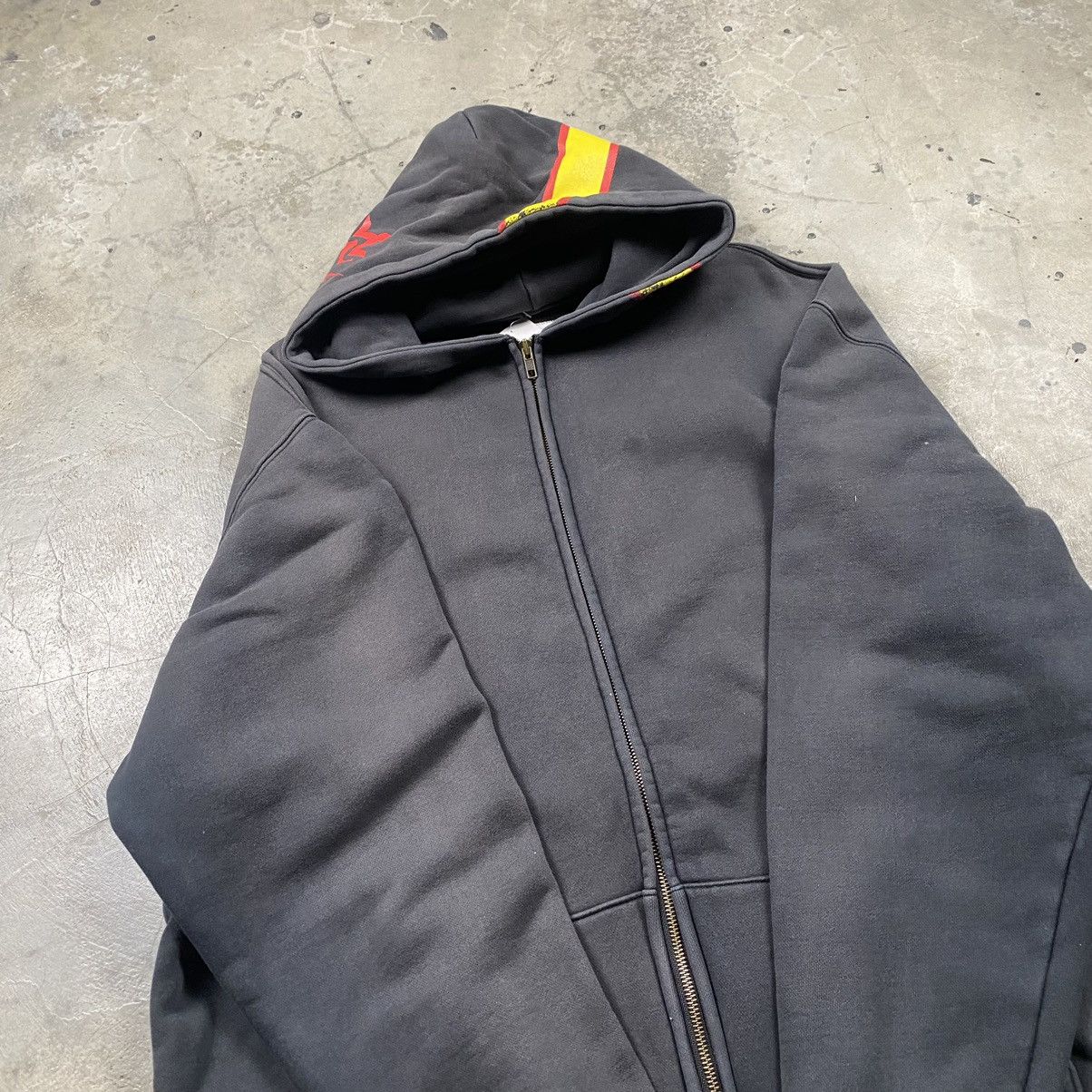 Swagger Rare y2k Swagger Japan Hazard Sunfaded Zip Up Size US XXL / EU 58 / 5 - 5 Thumbnail