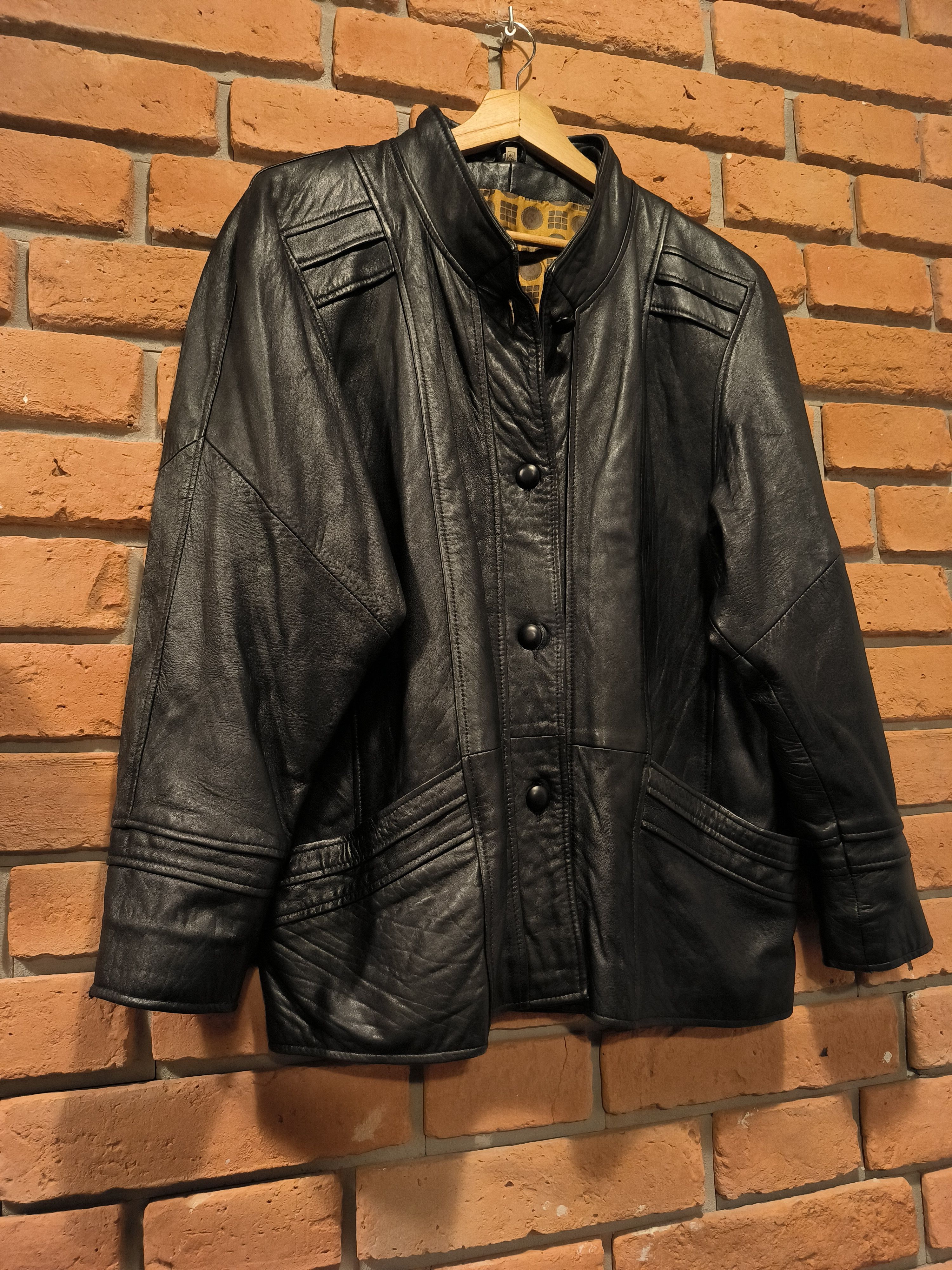 Vintage Vintage Black Leather Jacket Size US M / EU 48-50 / 2 - 2 Thumbnail