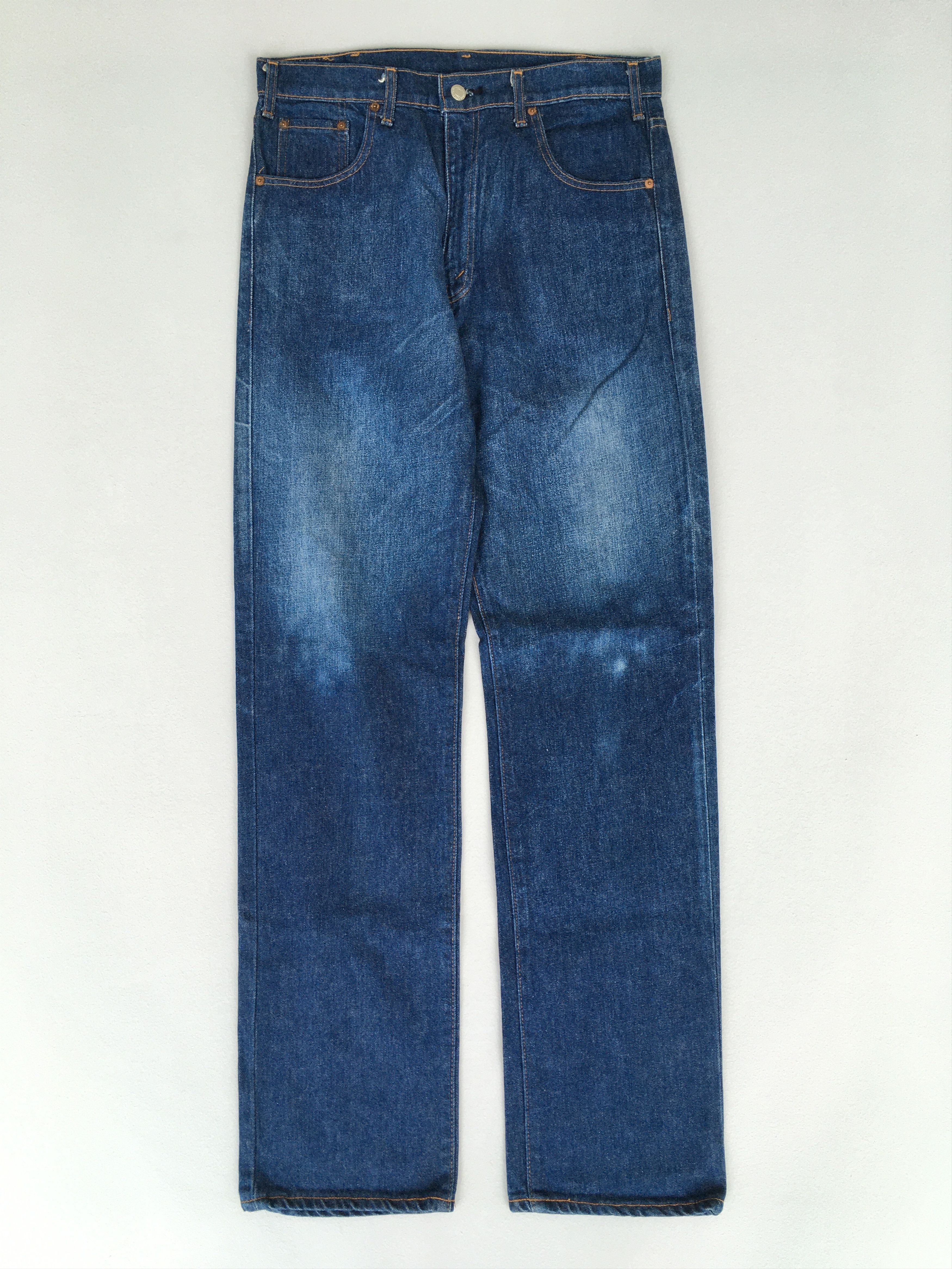 image of Size 32X33.5 Vintage Levi's 504 Medium Wash Jeans Denim in Blue, Men's