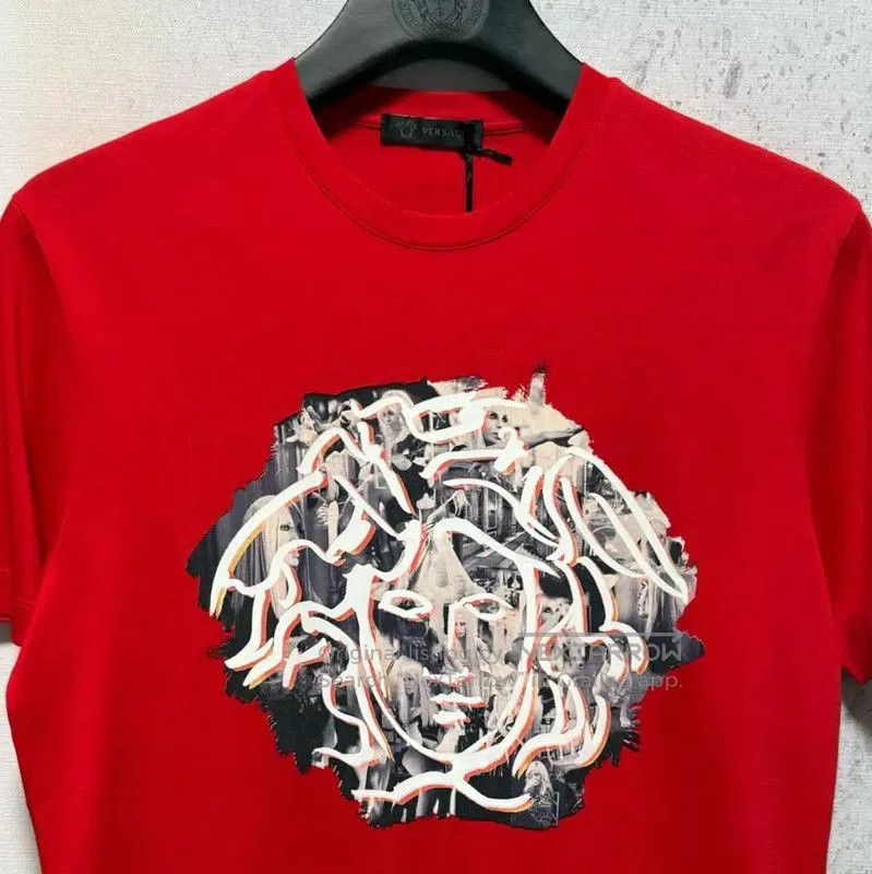 Versace Versace Men's Red Cotton Logo T-Shirt . Size US M / EU 48-50 / 2 - 4 Thumbnail