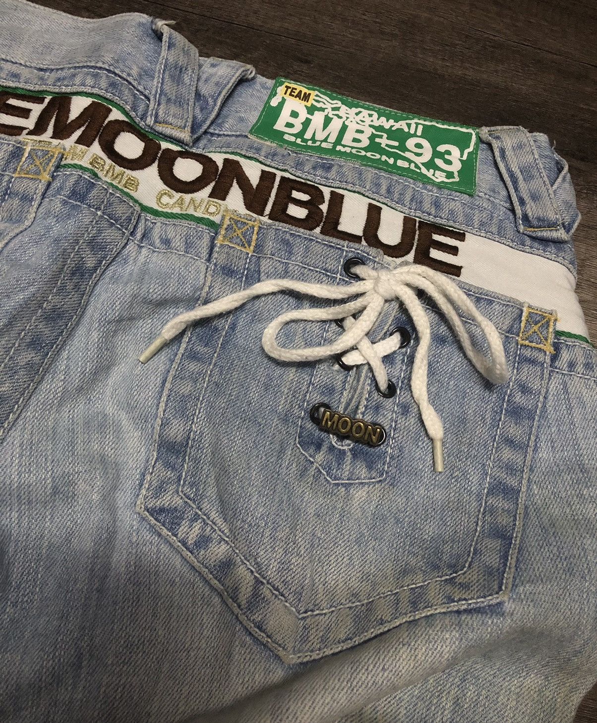 Japanese Brand VINTAGE BLUE MOON BLUE JEANS TEAM HAWAII BMB-93 Size 28" / US 6 / IT 42 - 2 Thumbnail