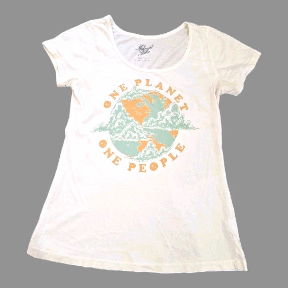 Vintage Midnight Rider One Plsnet One Earth Tee T-Shirt Women S White Size S / US 4 / IT 40 - 1 Thumbnail