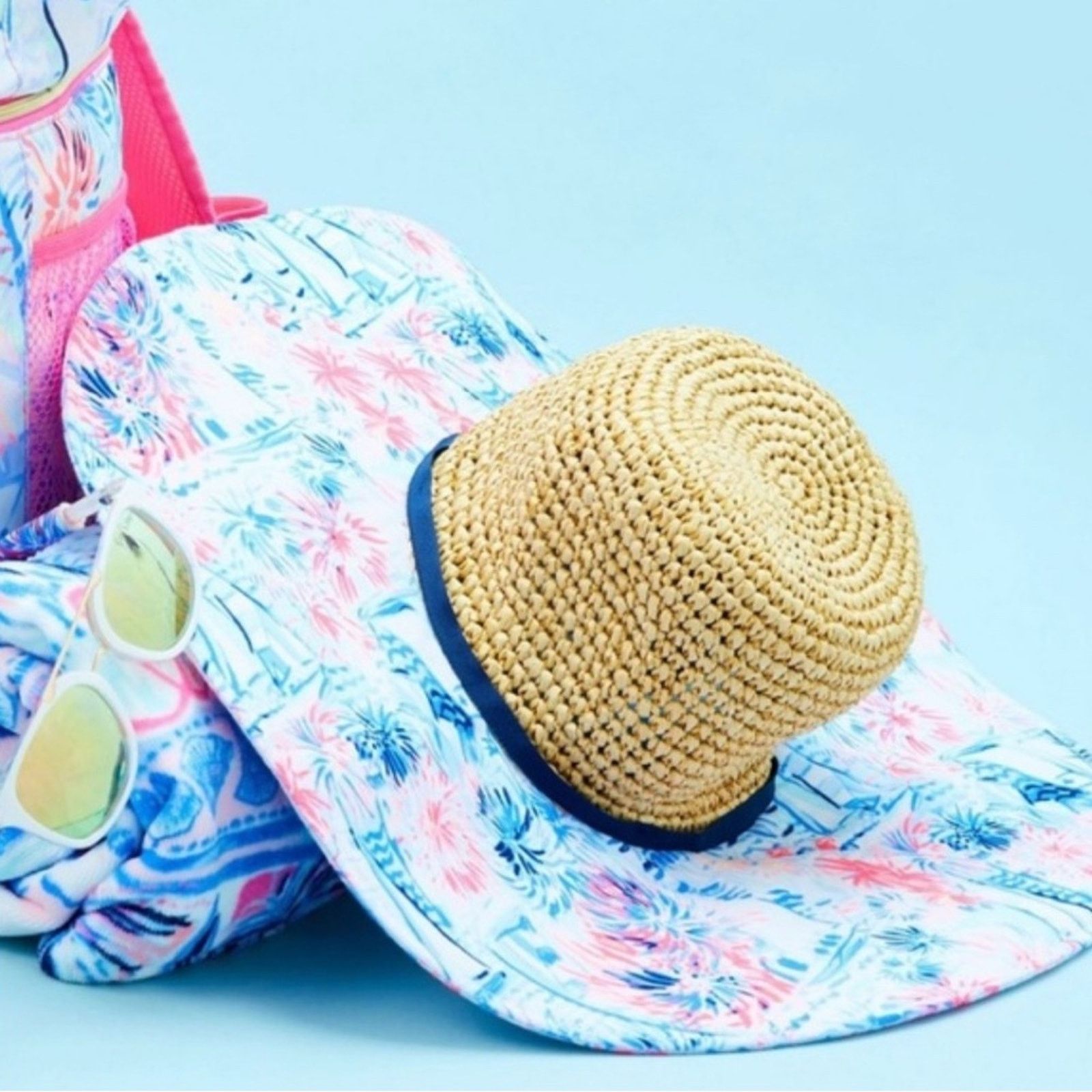 Lilly Pulitzer Lilly Pulitzer Beach Hat in Sea to Shining  display picture 1