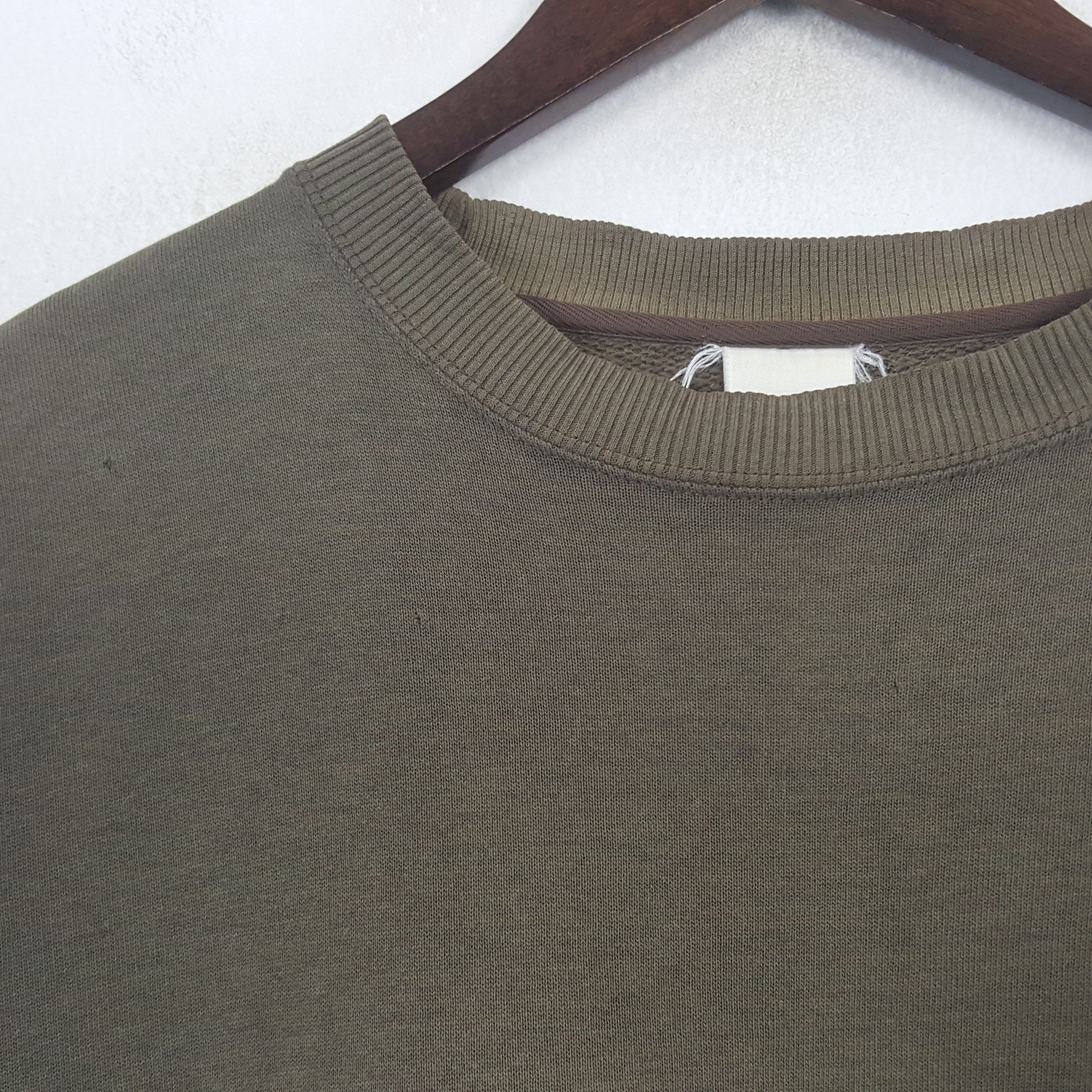 Vintage Vintage Castrol Sport Sweatshirt Size US L / EU 52-54 / 3 - 3 Thumbnail