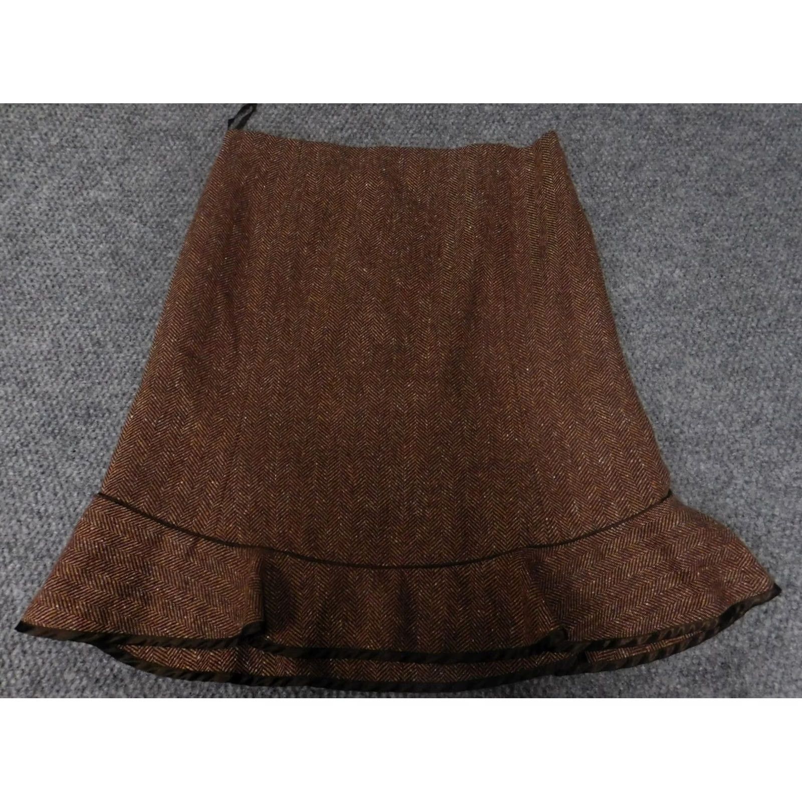 Gap Gap Womens Skirt A-Line Knee Length 6 Brown Polyester Knit Ruffle Zip Casual All Seasons Vertical M Shoes?? Size 28" / US 6 / IT 42 - 2 Thumbnail