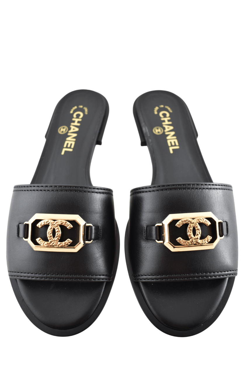 Chanel Chanel 23B Leather Gold CC Logo Mule Slides Sandals Flat 38 Size US 8 / IT 38 - 1 Thumbnail