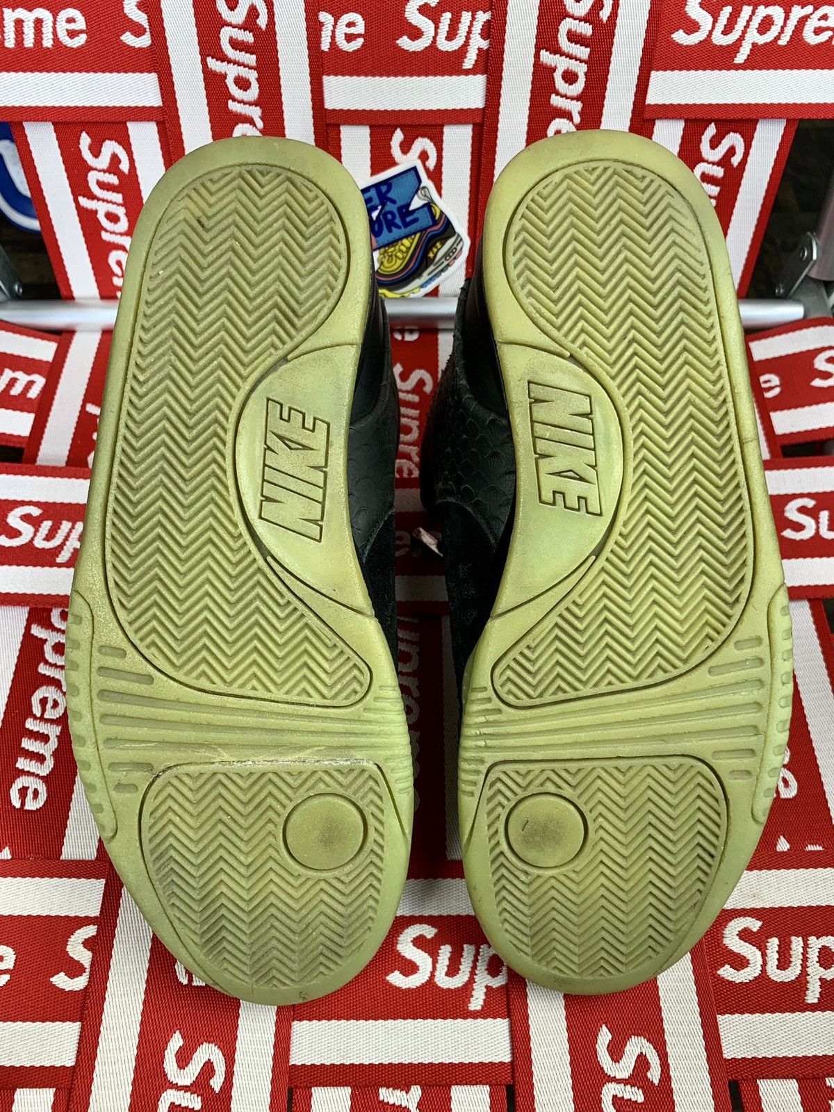 Nike × Yeezy Nike x Yeezy 2 Solar Red Size 10 Used Only Shoes Size US 10 / EU 43 - 11 Thumbnail