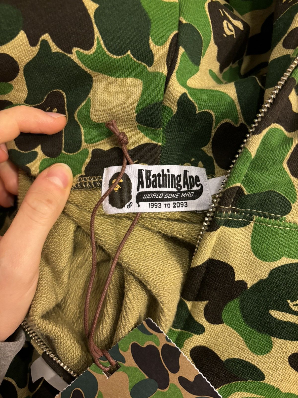 Bape Bape Full Zip Classic Green Camo Hoodie Size US XL / EU 56 / 4 - 5 Thumbnail