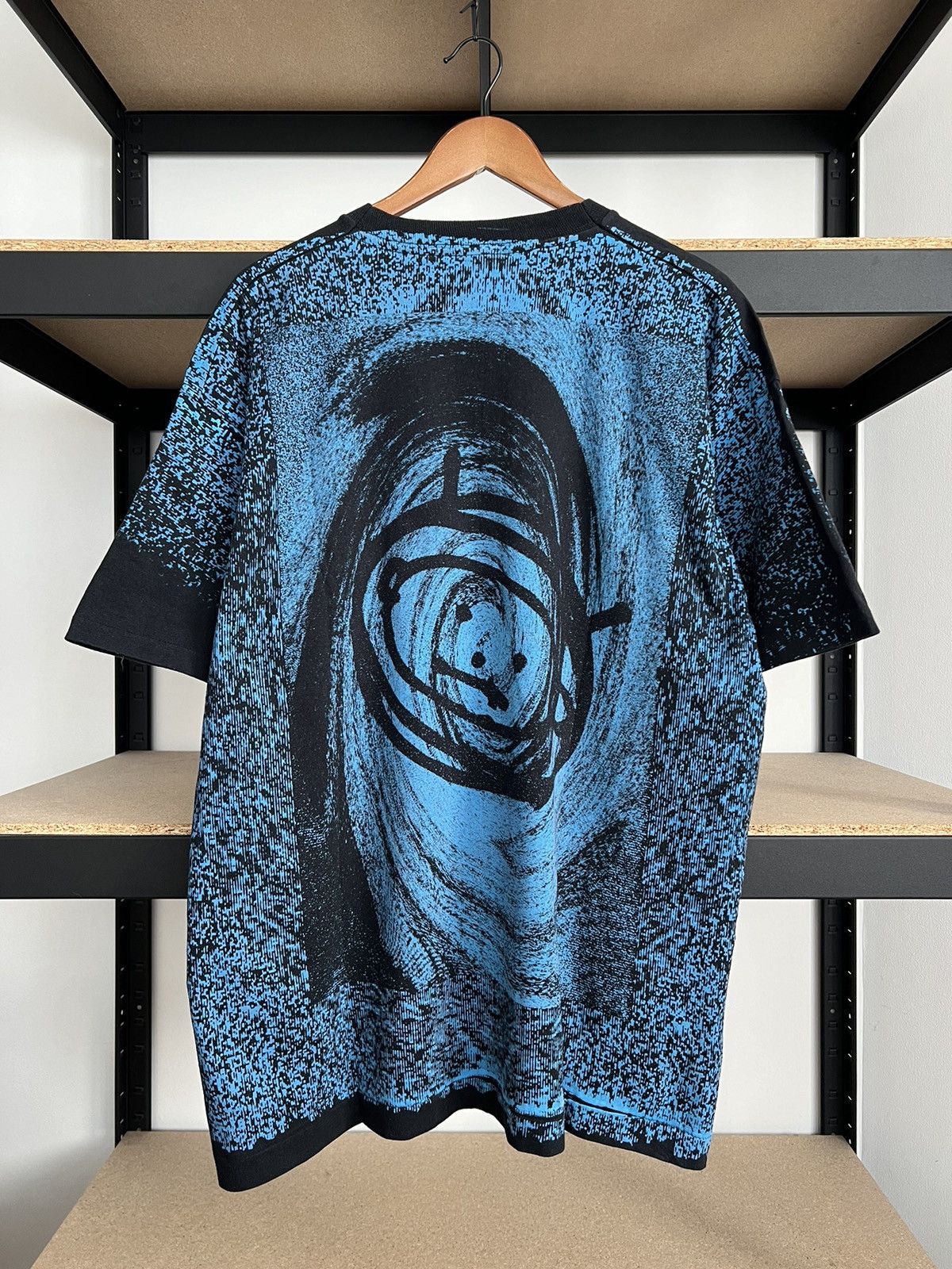 Band Tees Vintage 1993 U2 Zoo TV The Final Frontier Zooropa T-shirt Size US XL / EU 56 / 4 - 2 Thumbnail