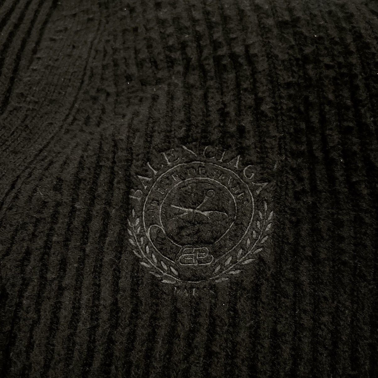 Balenciaga $2050 Balenciaga College Logo Heavy Wool Piled Knit Cardigan Size US L / EU 52-54 / 3 - 5 Thumbnail