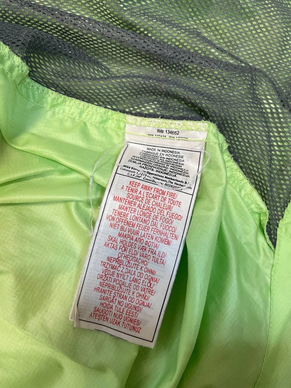 Nike Vintage Nike Clima-FIT Green Zip-Off Sleeves Jacket Men’s Size US S / EU 44-46 / 1 - 21 Thumbnail