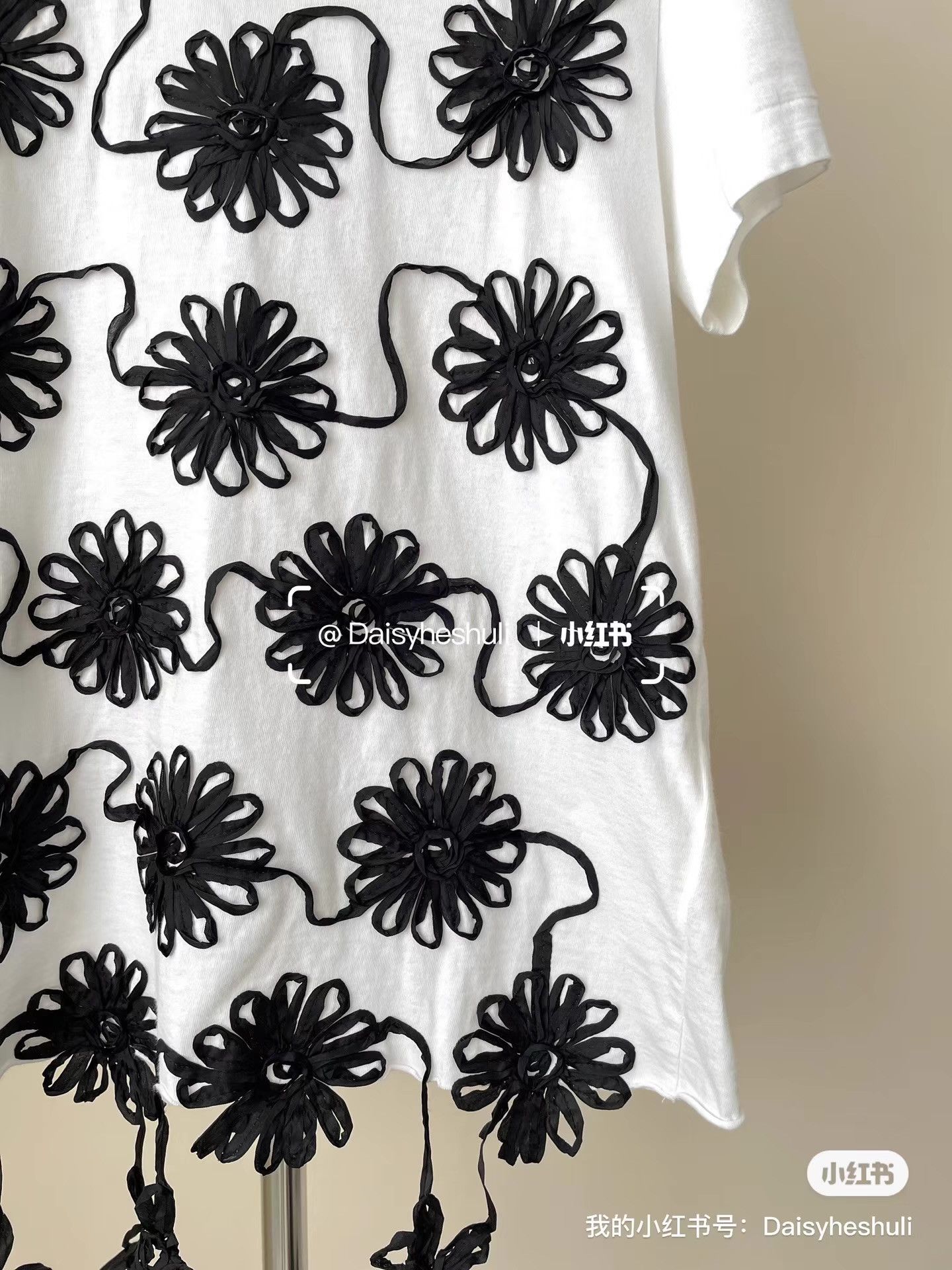 Comme des Garcons Comme des Garçons Unique Short Sleeve T-shirt。 Ｑ24 Size S / US 4 / IT 40 - 3 Thumbnail