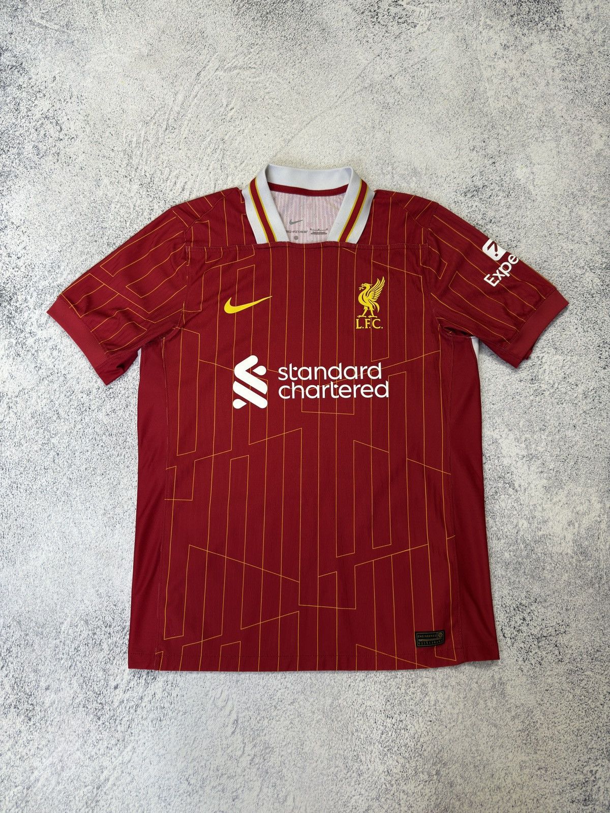 Nike Nike Liverpool 2024/25 Home Football Shirt Soccer Jersey Size US M / EU 48-50 / 2 - 2 Thumbnail