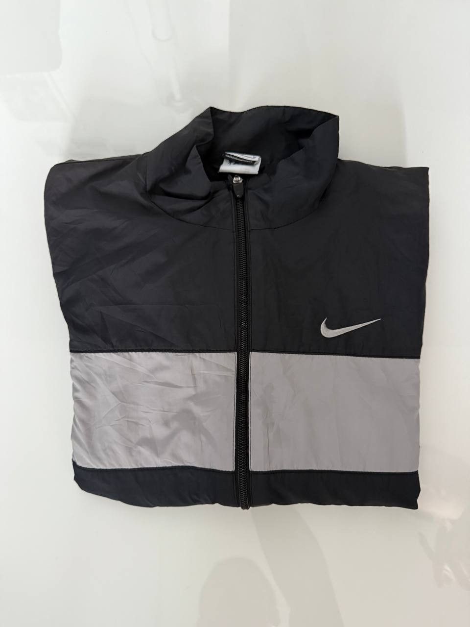 Nike Vintage Nike Black Grey Windbreaker/Jacket Size: Tagged M Size M / US 6-8 / IT 42-44 - 4 Thumbnail