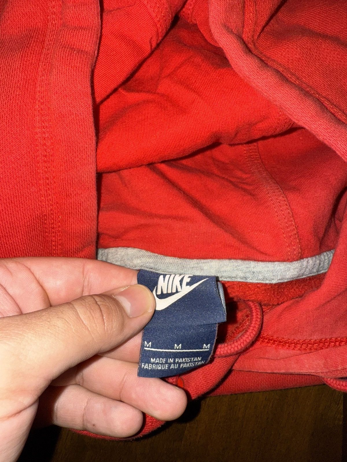 Nike VINTAGE NIKE HOODIE Size US M / EU 48-50 / 2 - 3 Thumbnail