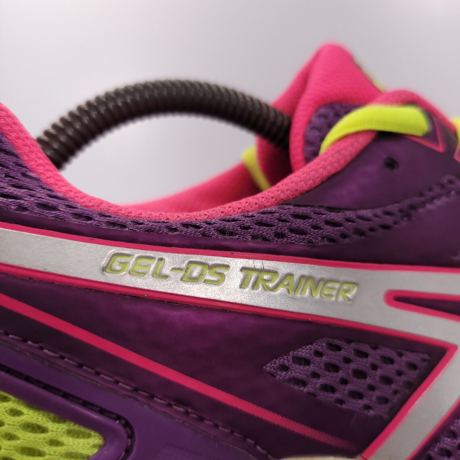 Asics Asics Gel-DS Trainer Athletic Shoes Womens Size 11 T855N Size US 11 / IT 41 - 8 Thumbnail
