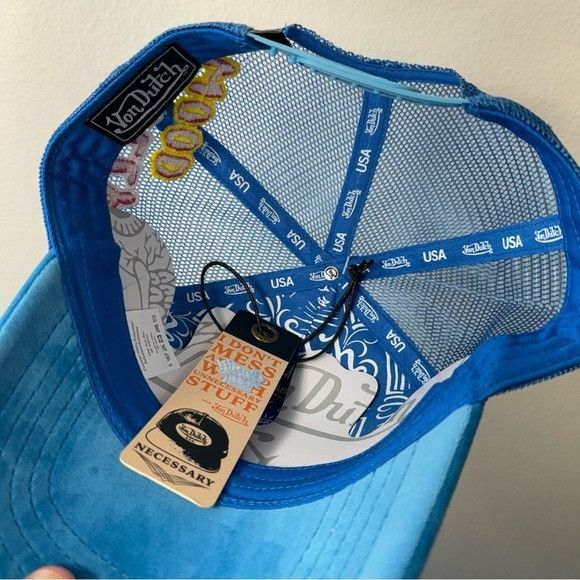 Designer × Von Dutch NWT VON DUTCH BLUE HOLLYWOOD VELVET TRUCKER HAT Size ONE SIZE - 9 Thumbnail