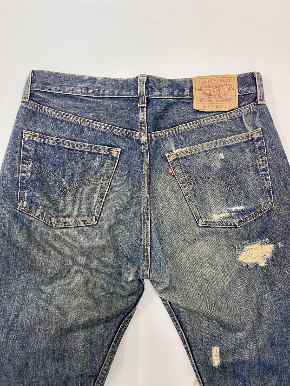 Levi's LEVI'S 501 DISTRESSED JEANS Size US 33 - 4 Thumbnail