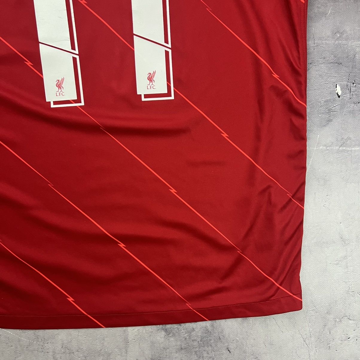 Nike Rare! Salah 11 Nike Liverpool Soccer Jersey Shirt Size US XL / EU 56 / 4 - 24 Thumbnail