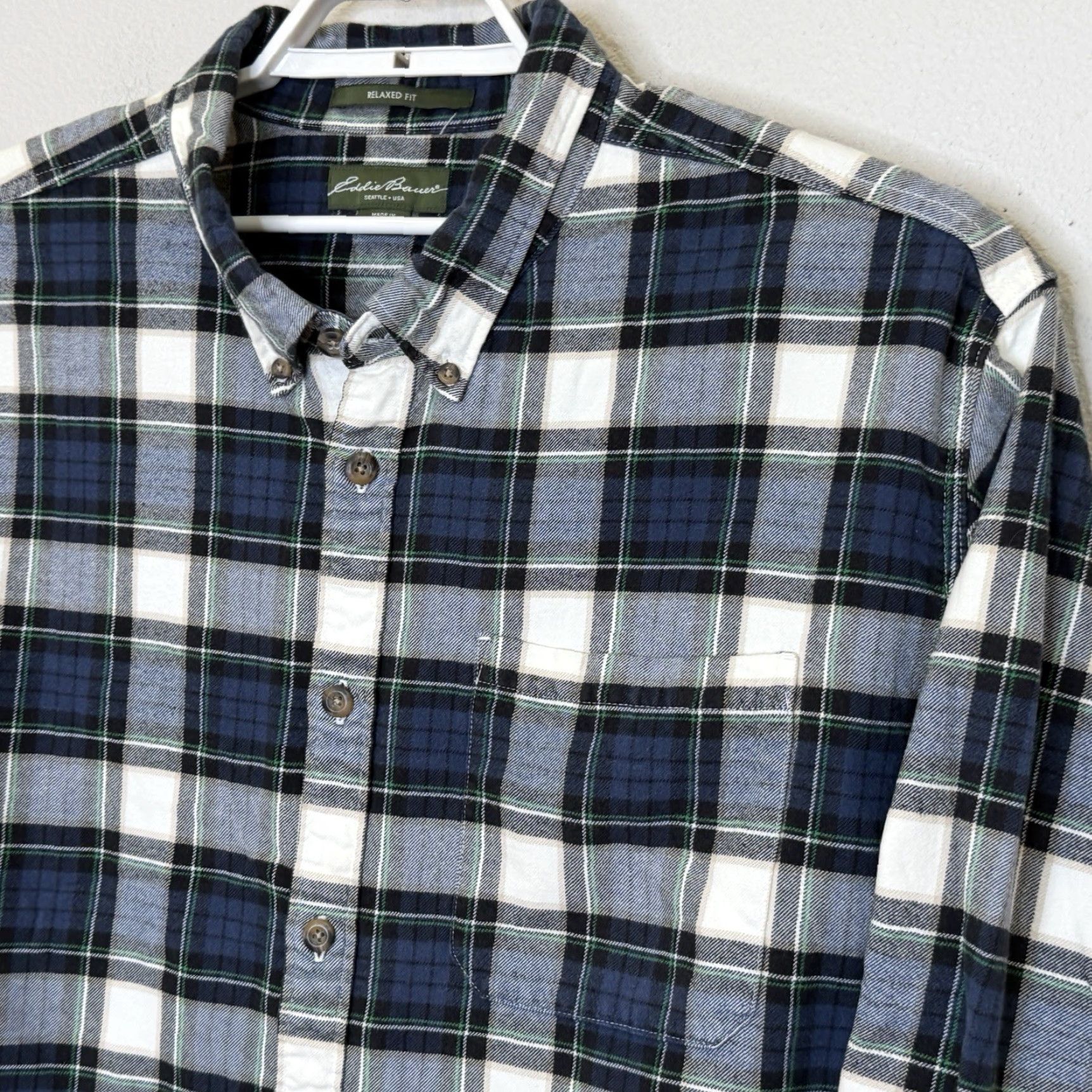 Eddie Bauer Eddie Bauer Button-Down Shirt Mens 3XL Blue Plaid Flannel Cotton Relaxed Fit Long Sleeve Collared Button-Up Size US XXL / EU 58 / 5 - 2 Thumbnail