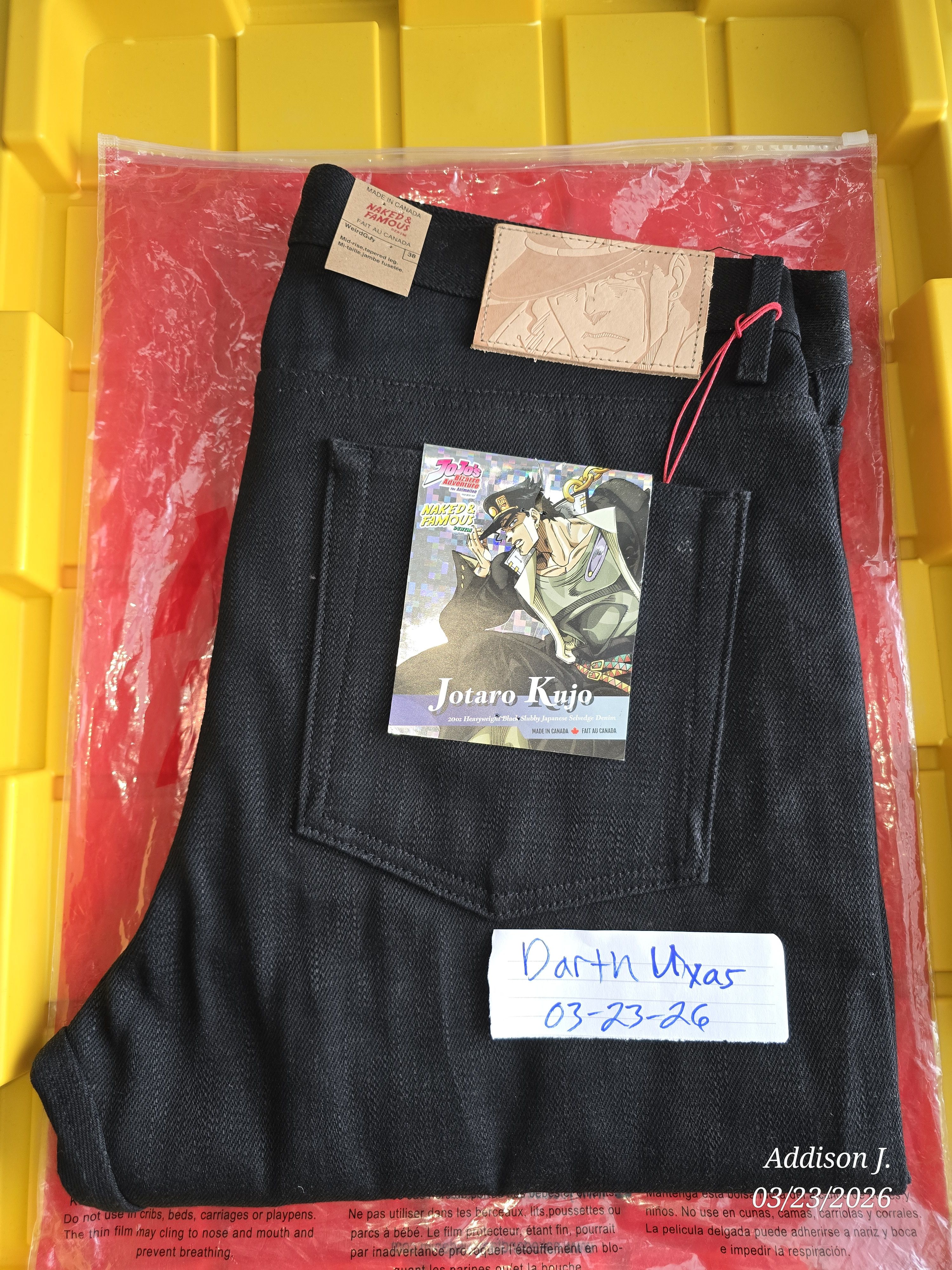 NAKED & FAMOUS 20oz Weird Guy Jotaro Kujo (Elephant 7) Sz 38