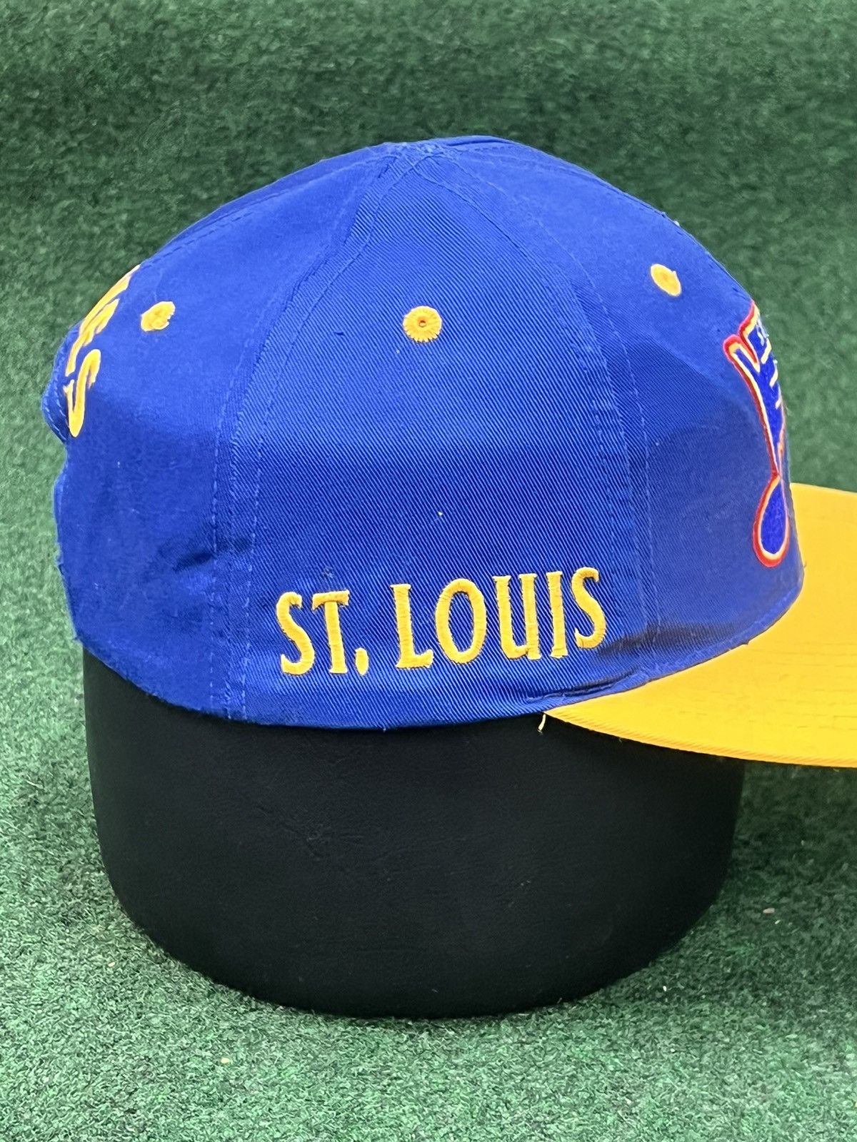 NHL Vintage 90s St Louis Blues Snapback Hat Size ONE SIZE - 2 Thumbnail