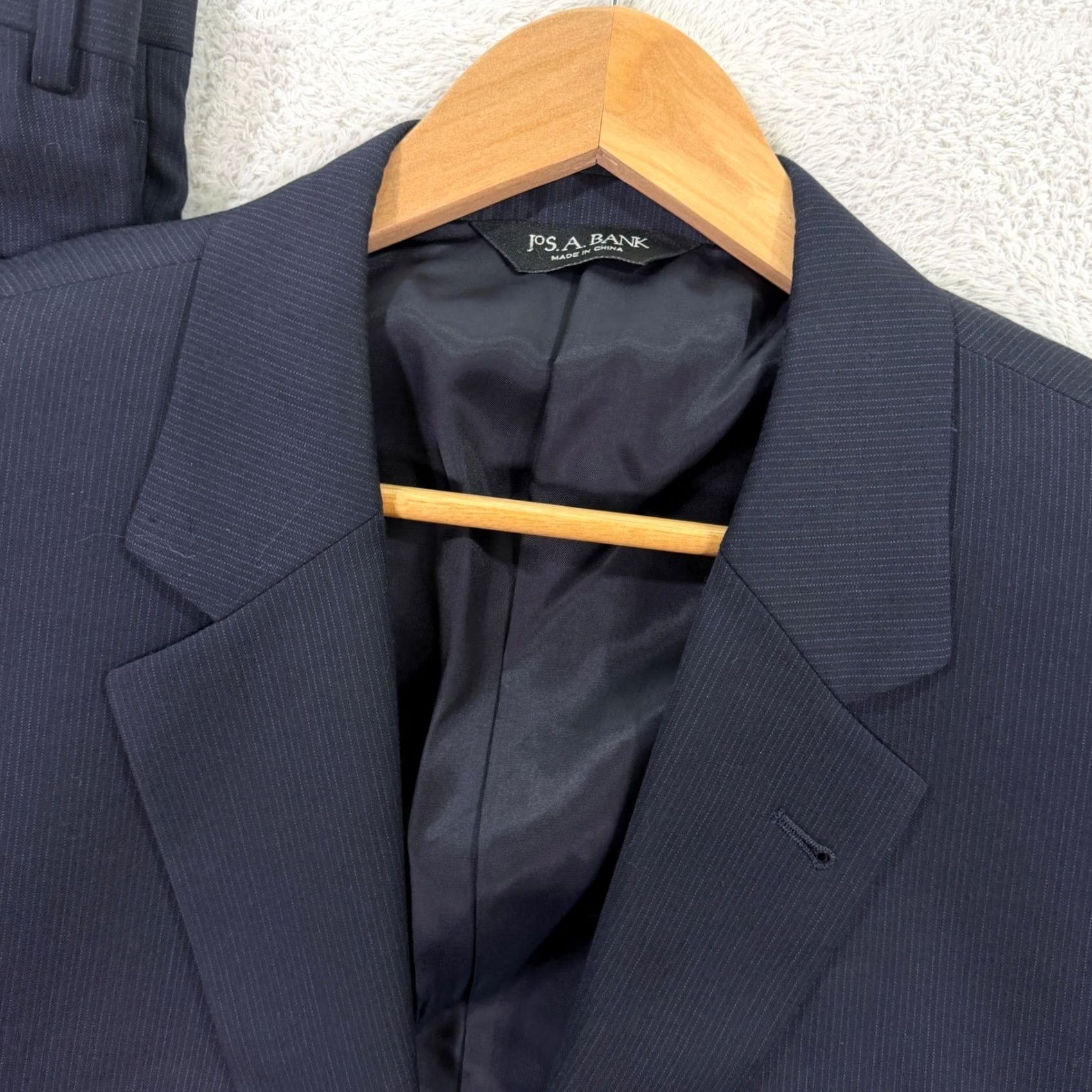 Jos. A. Bank Item Specifications: Brand: Osprey Size 42R - 2 Thumbnail