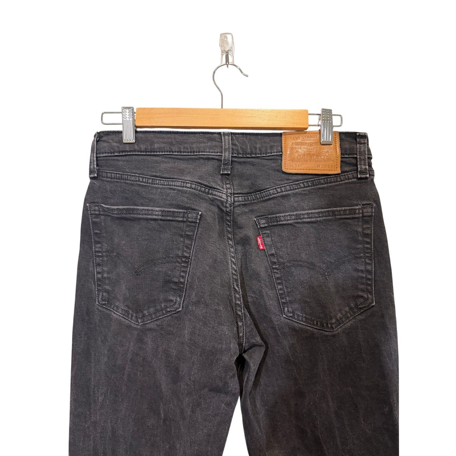 Levi's Levi’s 541 Athletic Taper Jeans Men’s 30x32 Black Size US 30 / EU 46 - 4 Thumbnail