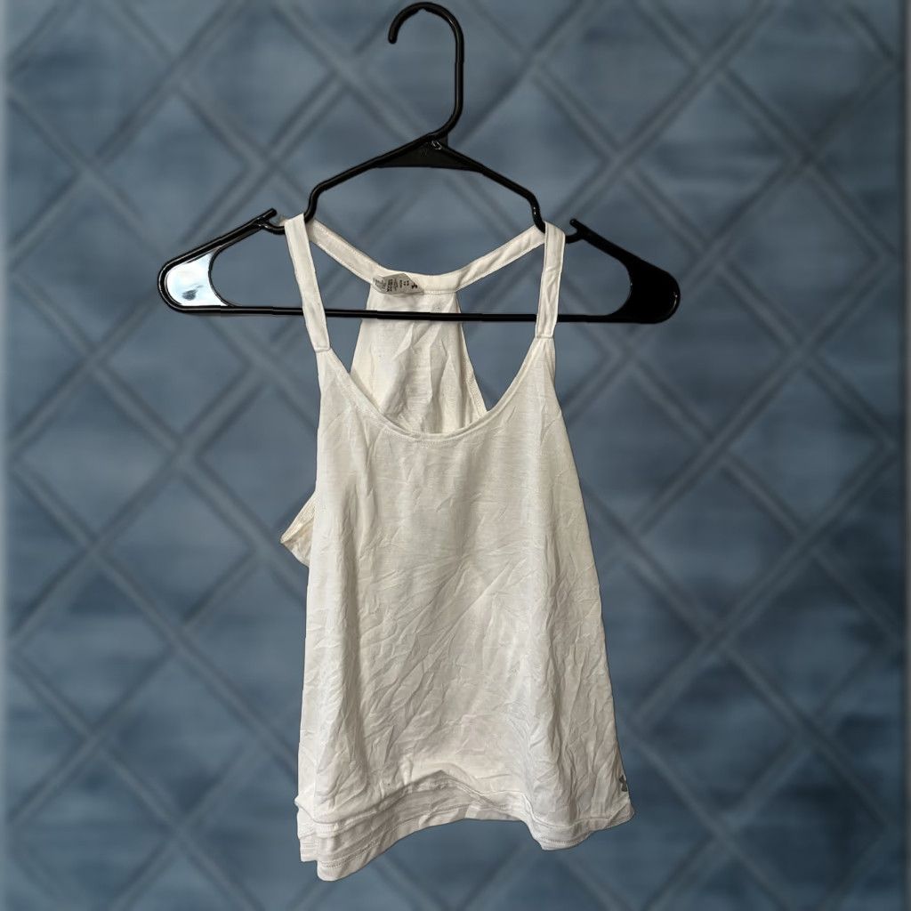 Under Armour VINTAGE Under Armour Shirt Womens XS White 100% Cotton Sleeveless Logo Running Outdoor Modern Womens Size XS / US 0-2 / IT 36-38 - 1 Thumbnail