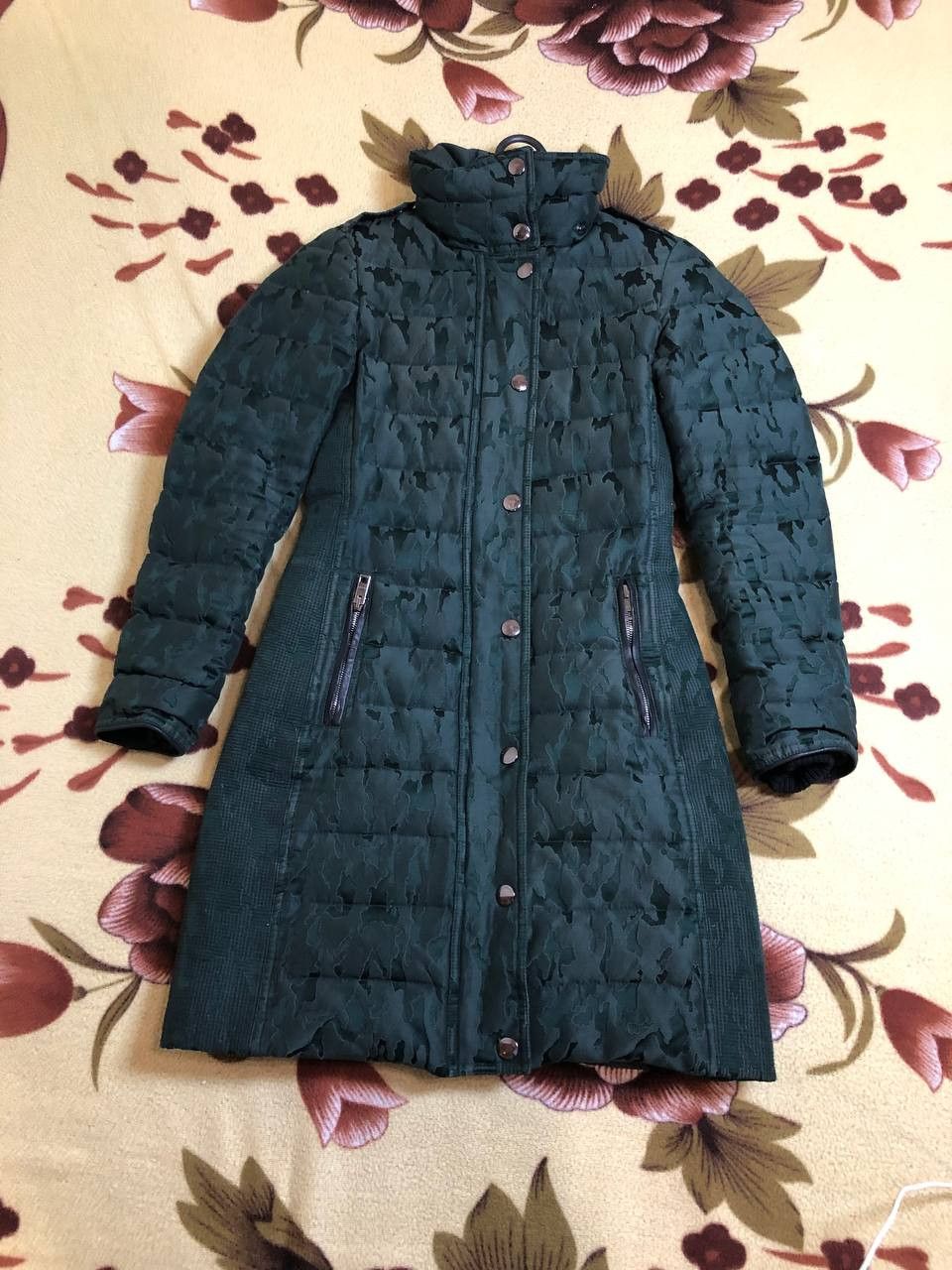 Burberry Vintage Burberry London Winter Jacket Womens Size XS / US 0-2 / IT 36-38 - 1 Thumbnail