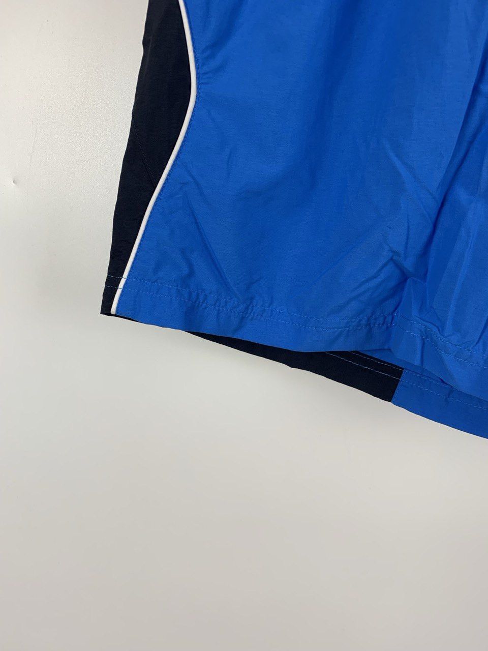 Nike Nike shorts vintage blue/black XL Size US 34 / EU 50 - 9 Thumbnail