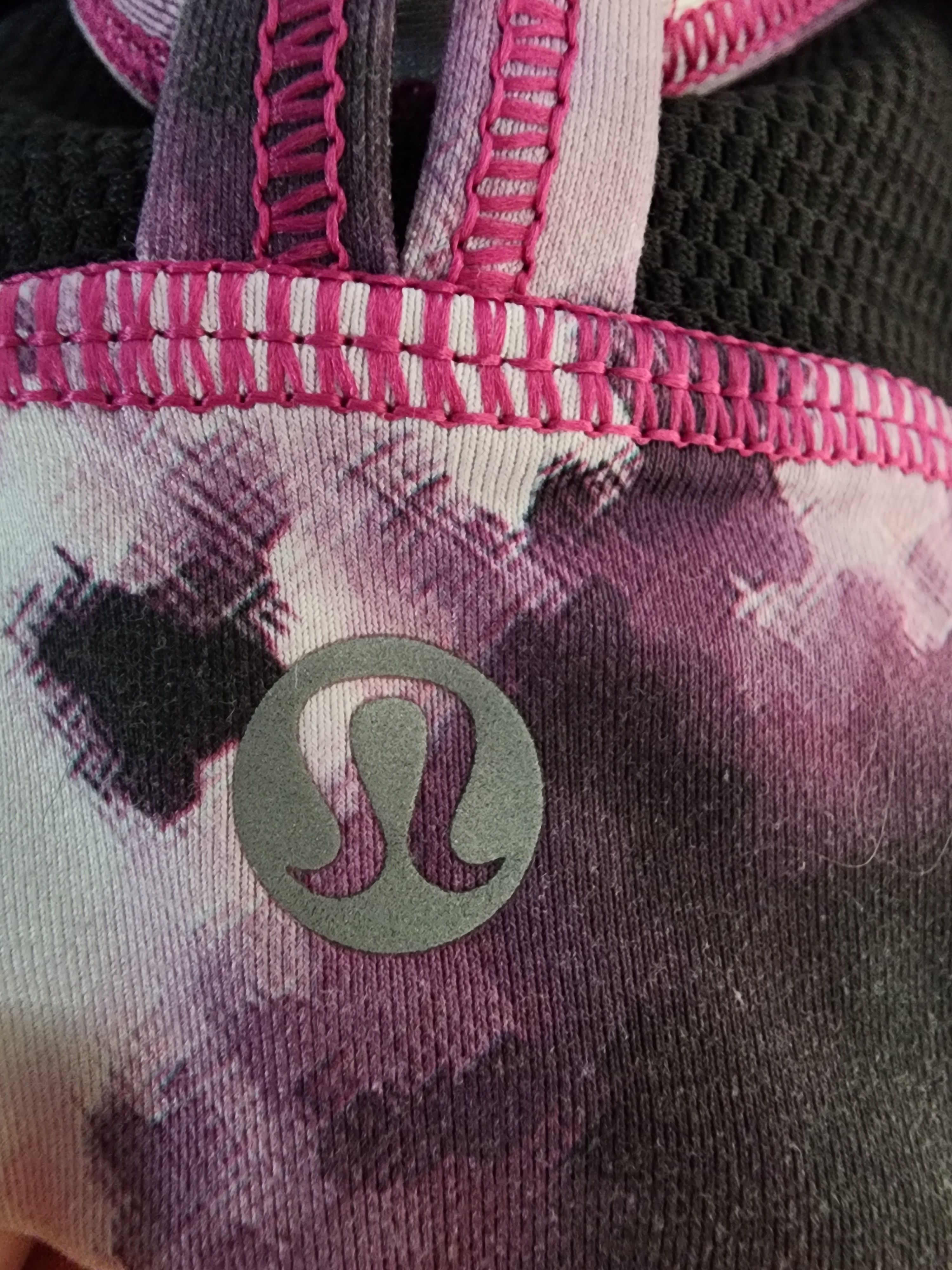 Lululemon Lululemon Strap It Like It's Hot Pixie Raspberry Black Bra S Size ONE SIZE - 4 Thumbnail