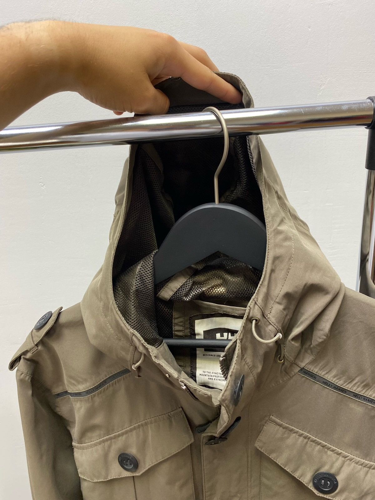 Other Helly Hansen Outdoor Gorpcore Jacket Men’s Beige L Size US L / EU 52-54 / 3 - 19 Thumbnail