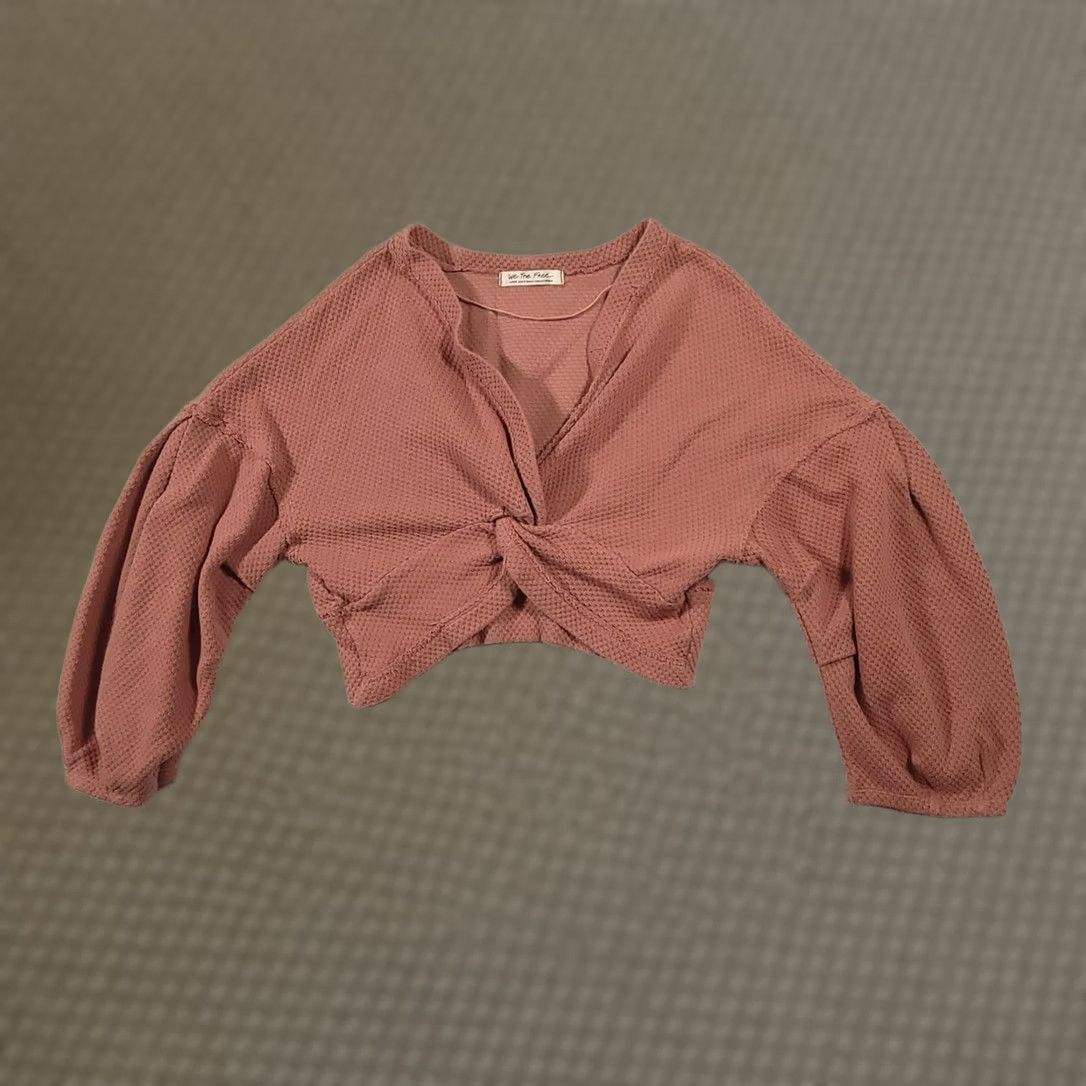 Vintage VINTAGE We The Free Sweater Womens Large Pink Waffle Knit Twist Front Cropped Top Size L / US 10 / IT 46 - 1 Thumbnail