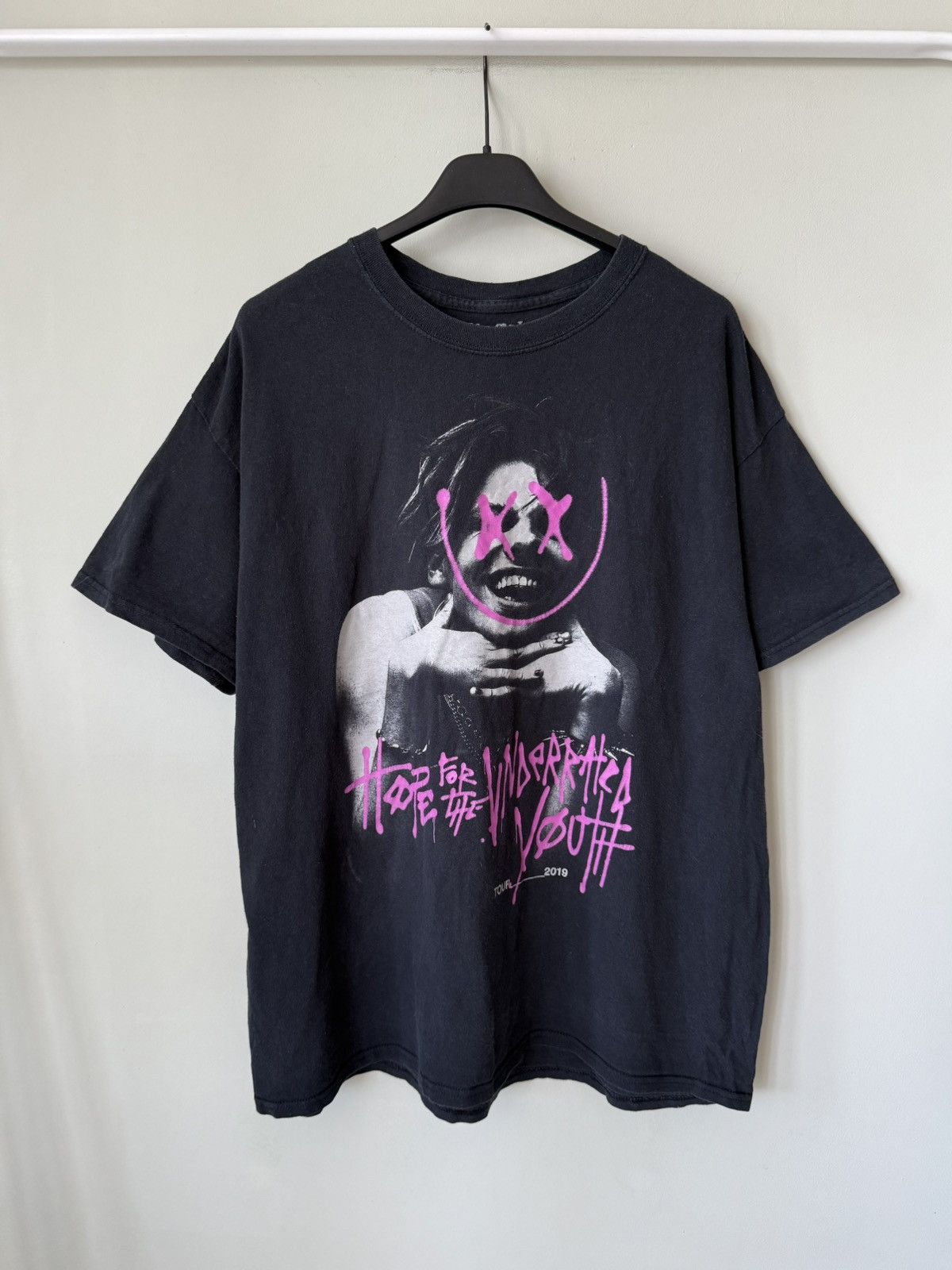 Band Tees Young Blud 2019 tour tshirt Size US XL / EU 56 / 4 - 1 Thumbnail