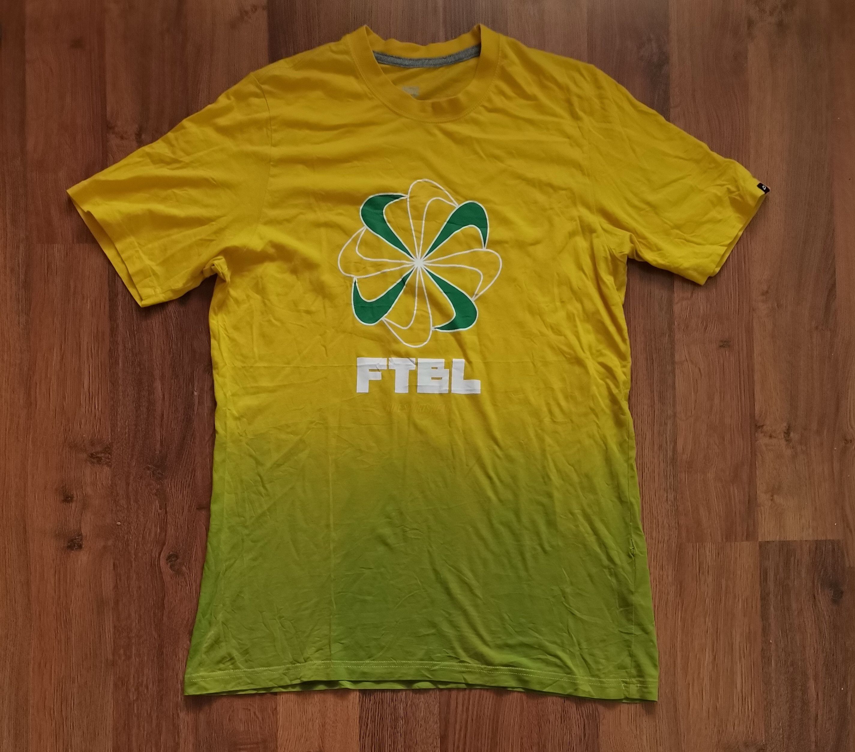 Nike Nike Tee Size US L / EU 52-54 / 3 - 1 Thumbnail