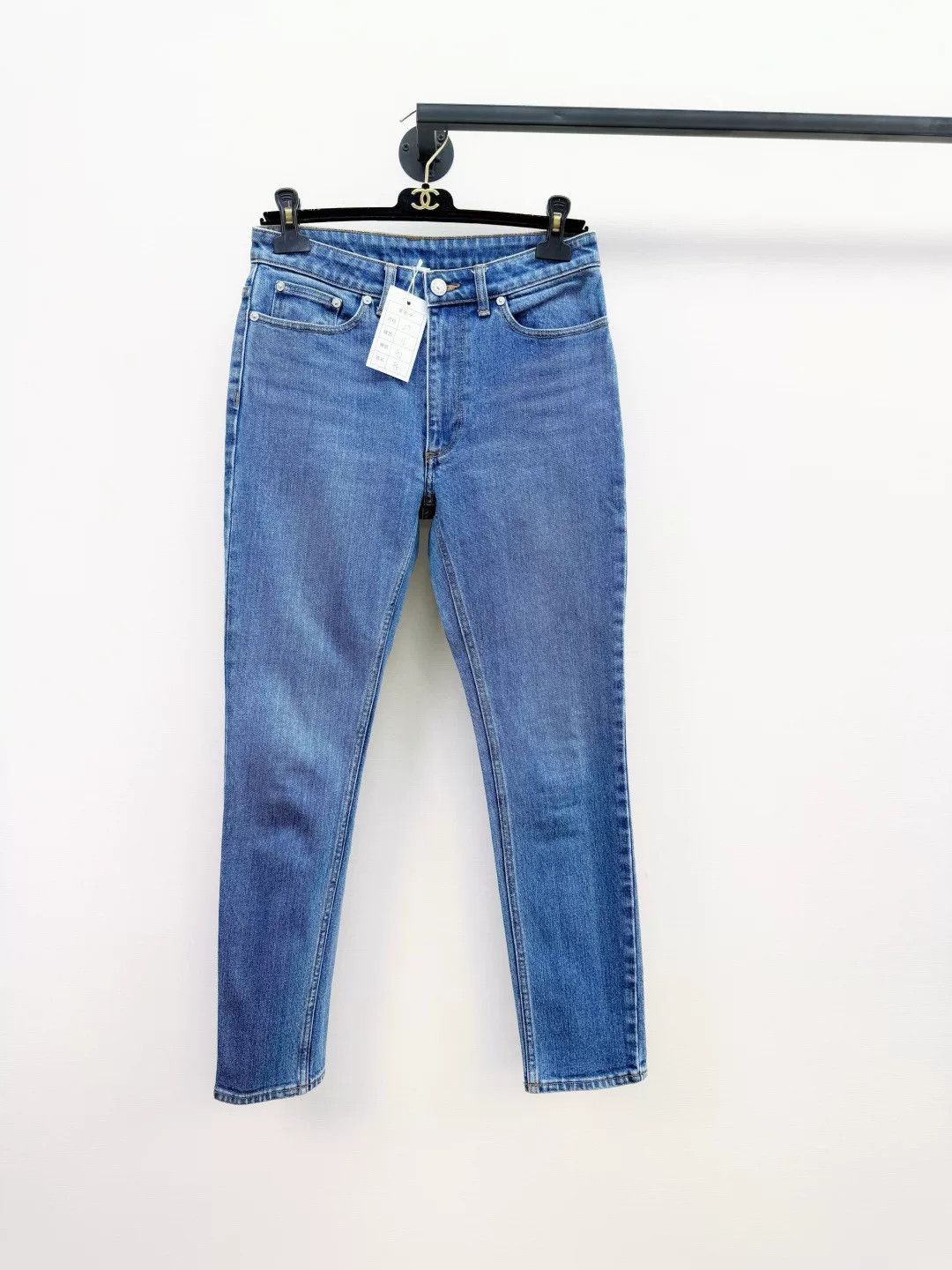 Burberry Burberry Classic Jeans Size 27" / US 4 / IT 40 - 1 Thumbnail