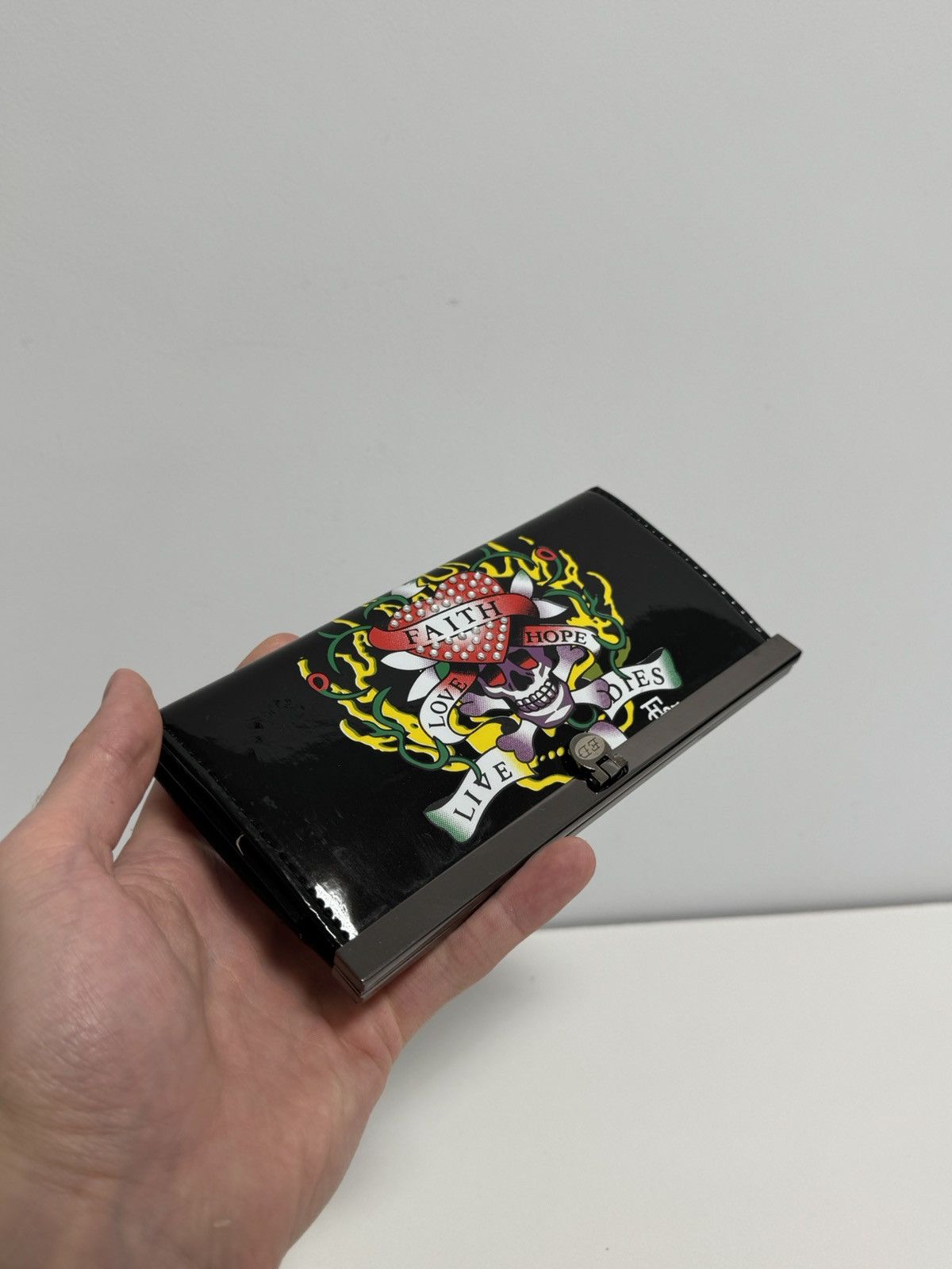 Ed Hardy Ed Hardy Black Tattoo Style Heat Pack — Faith Love Hope Size ONE SIZE - 5 Thumbnail